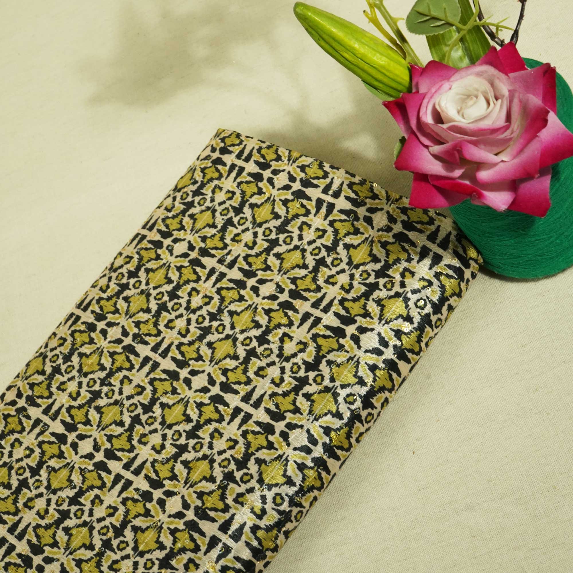 Cream & Green Geometrical Print Chinon KOT-8738