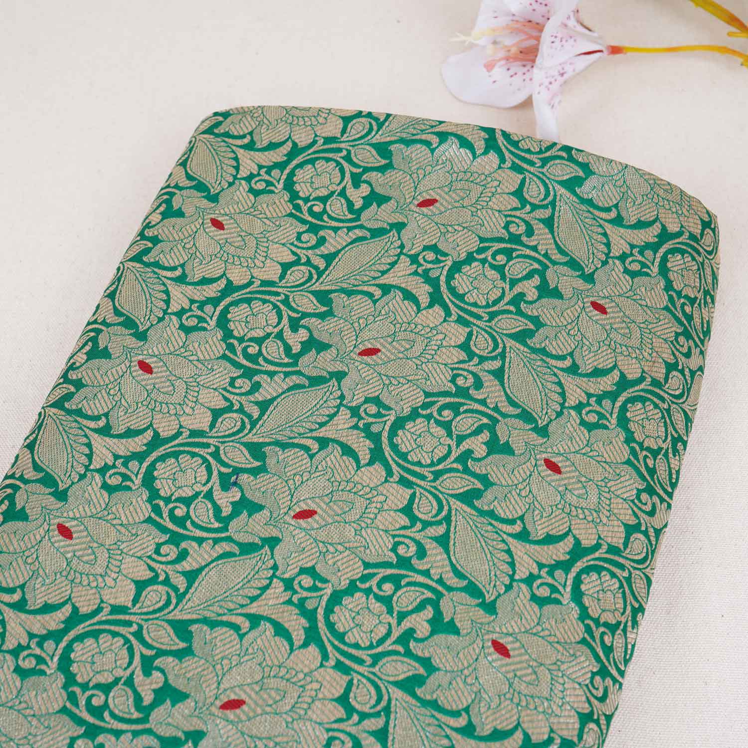 Green Silver Jaal Brocade Fabric NH-28907 - TradeUNO