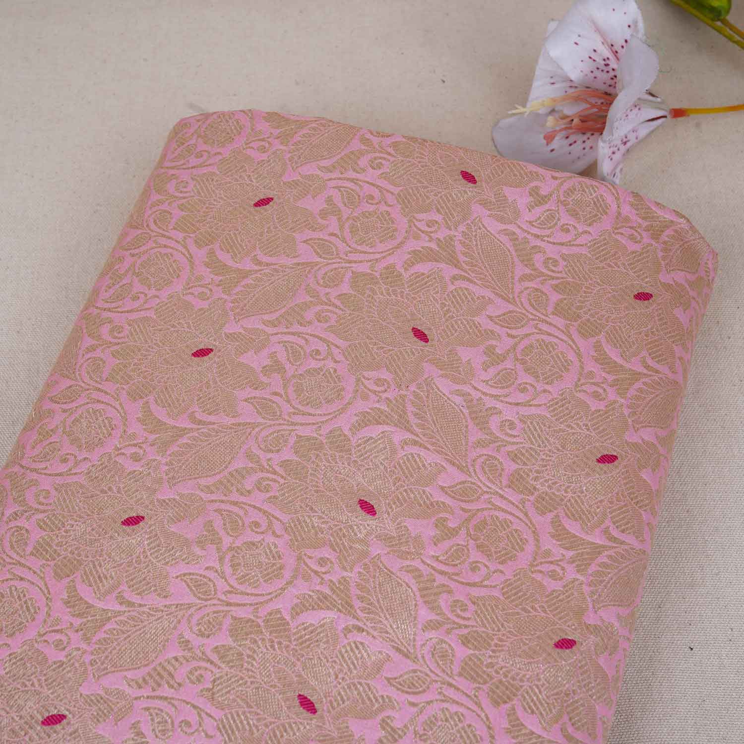 Cream Silver Jaal Brocade Fabric NH-28908 - TradeUNO