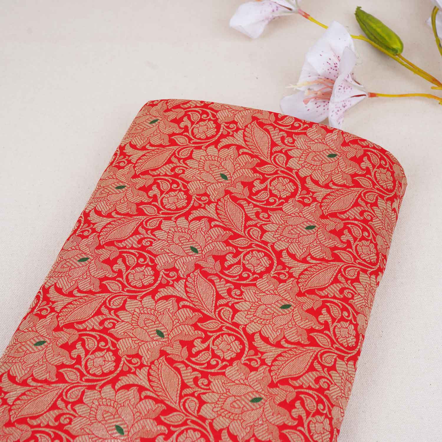 Red Silver Jaal Brocade Fabric NH-28913 - TradeUNO