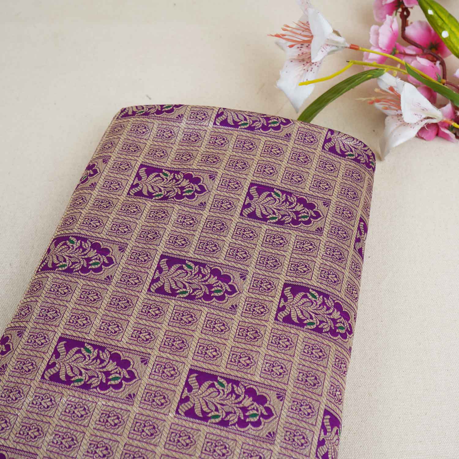 Purple Silver Jharokha Brocade Fabric NH-28917 - TradeUNO