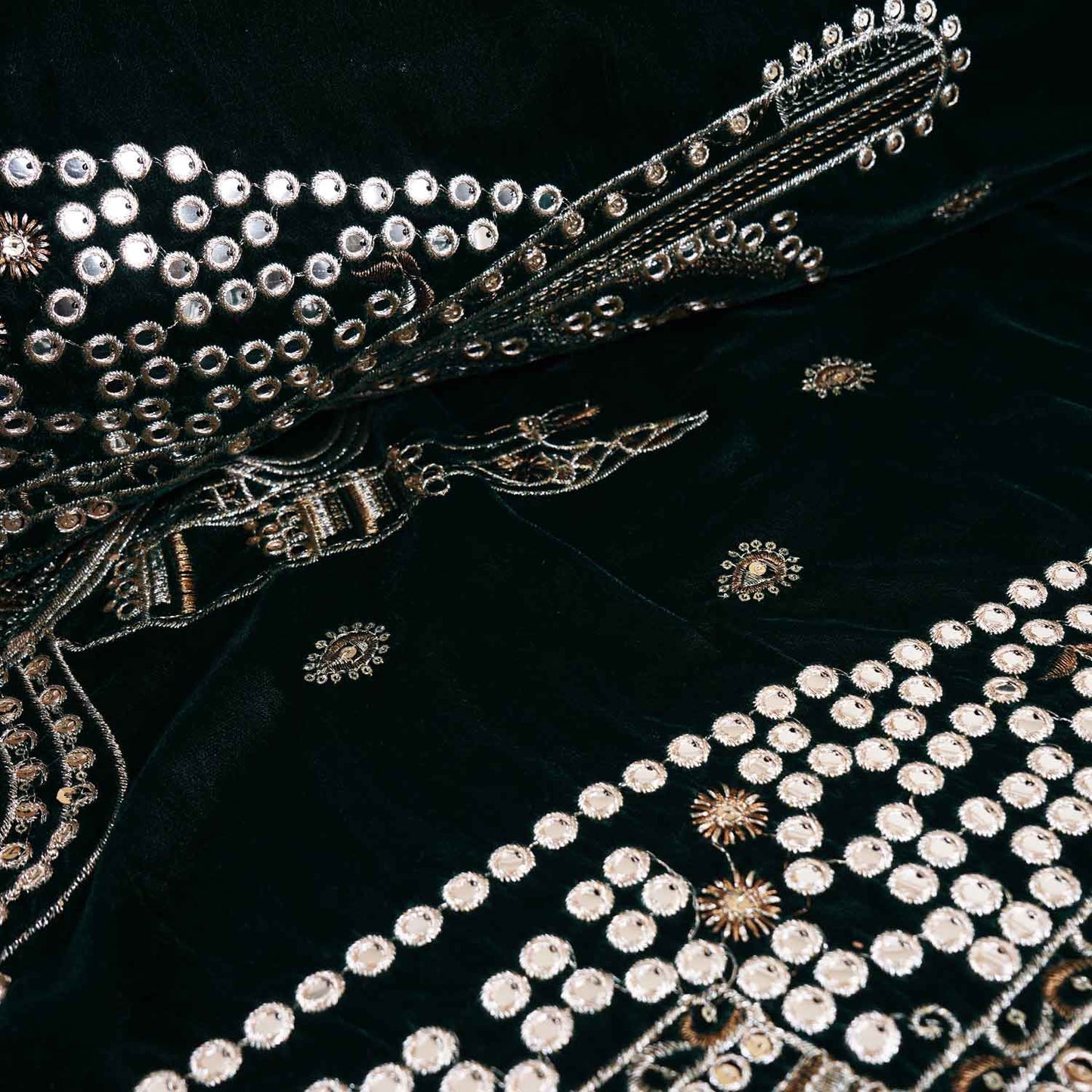 Dark Green Embroidery Velvet Fabric JD-28971