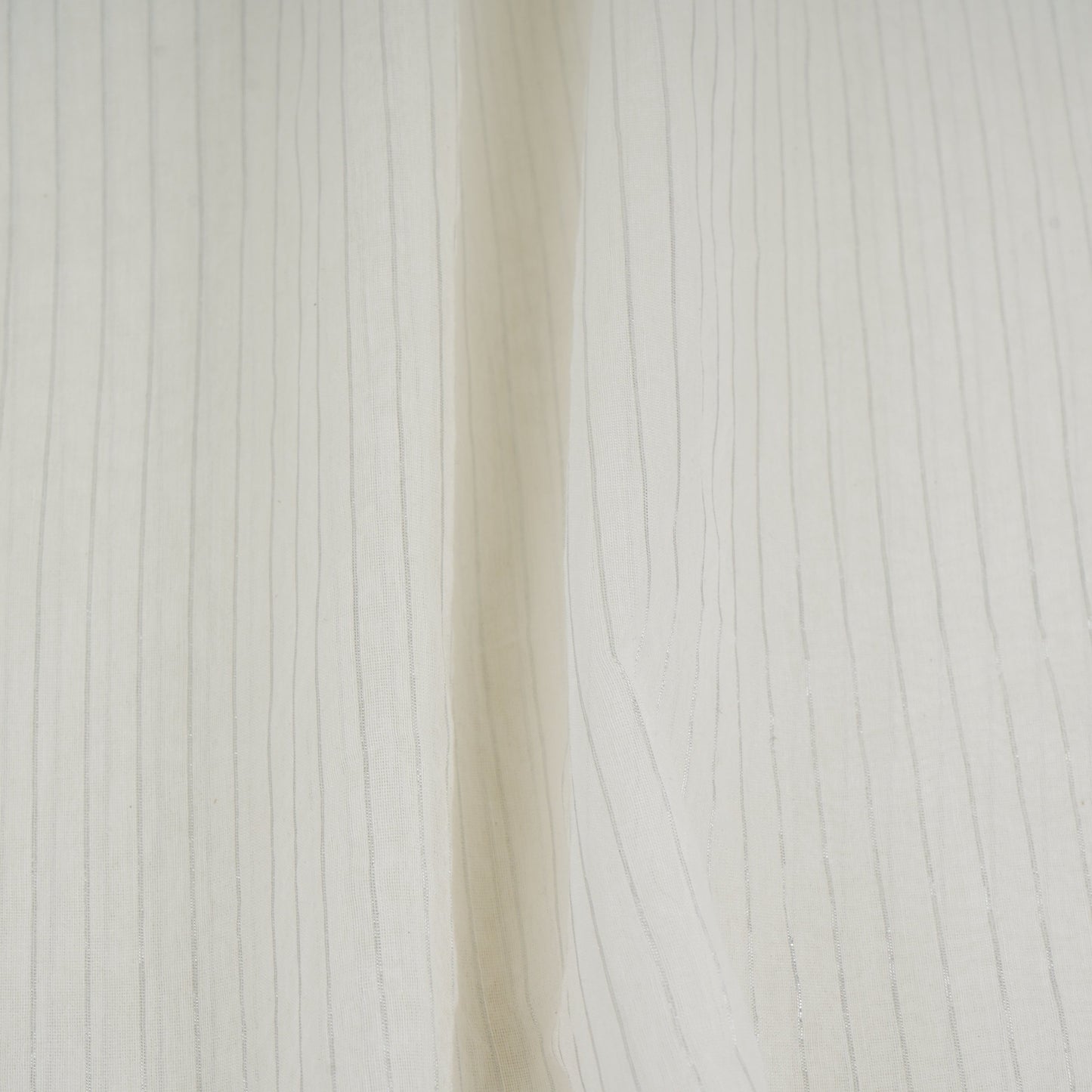 Off White with Silver Stripes Dyeable Tissue Fabric ACV-32244