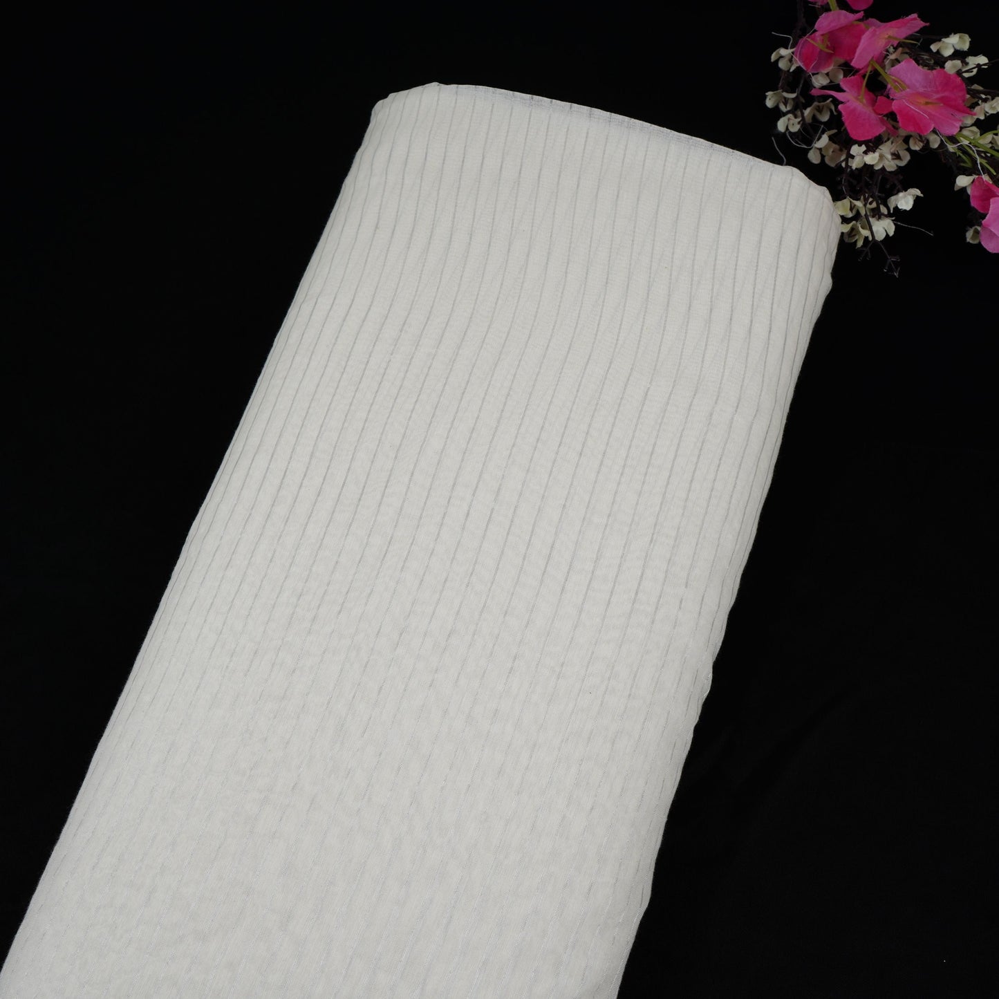 Off White with Silver Stripes Dyeable Tissue Fabric ACV-32244