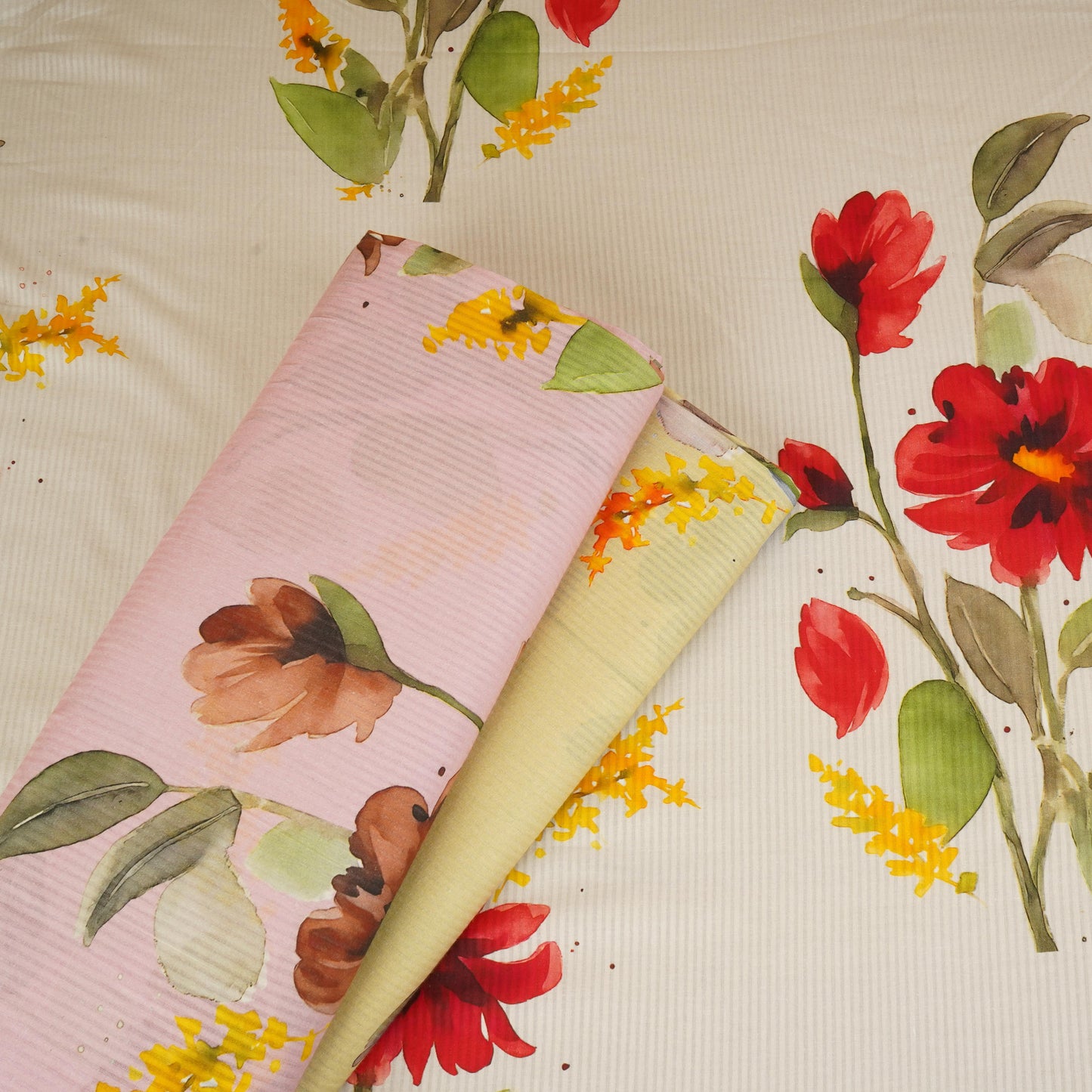 Off White Floral Print Cotton Fabric MT-29383