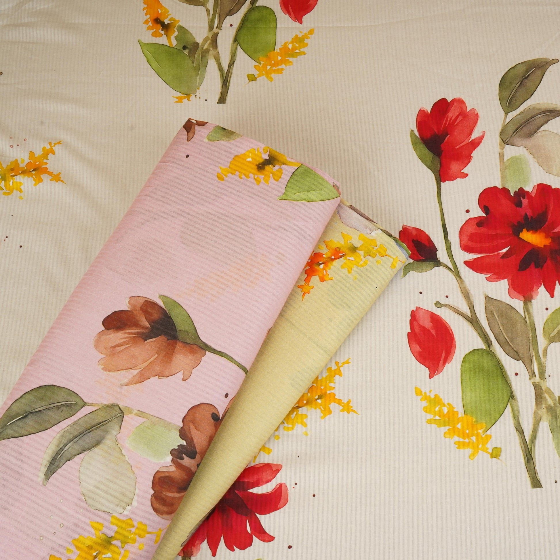 Off White Floral Print Cotton Fabric MT-29383