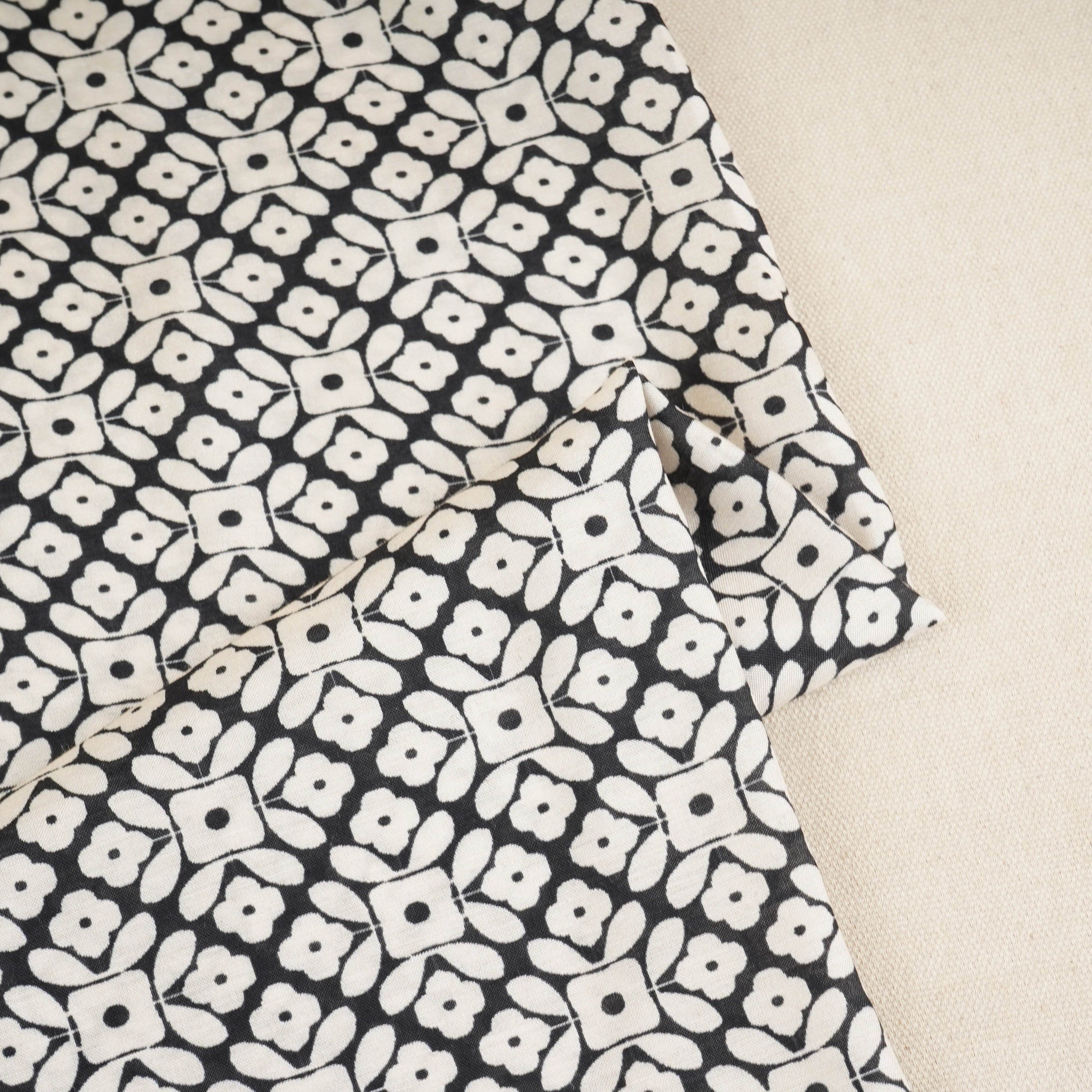 Black with Off White Floral Print Muslin Fabric MT-29391