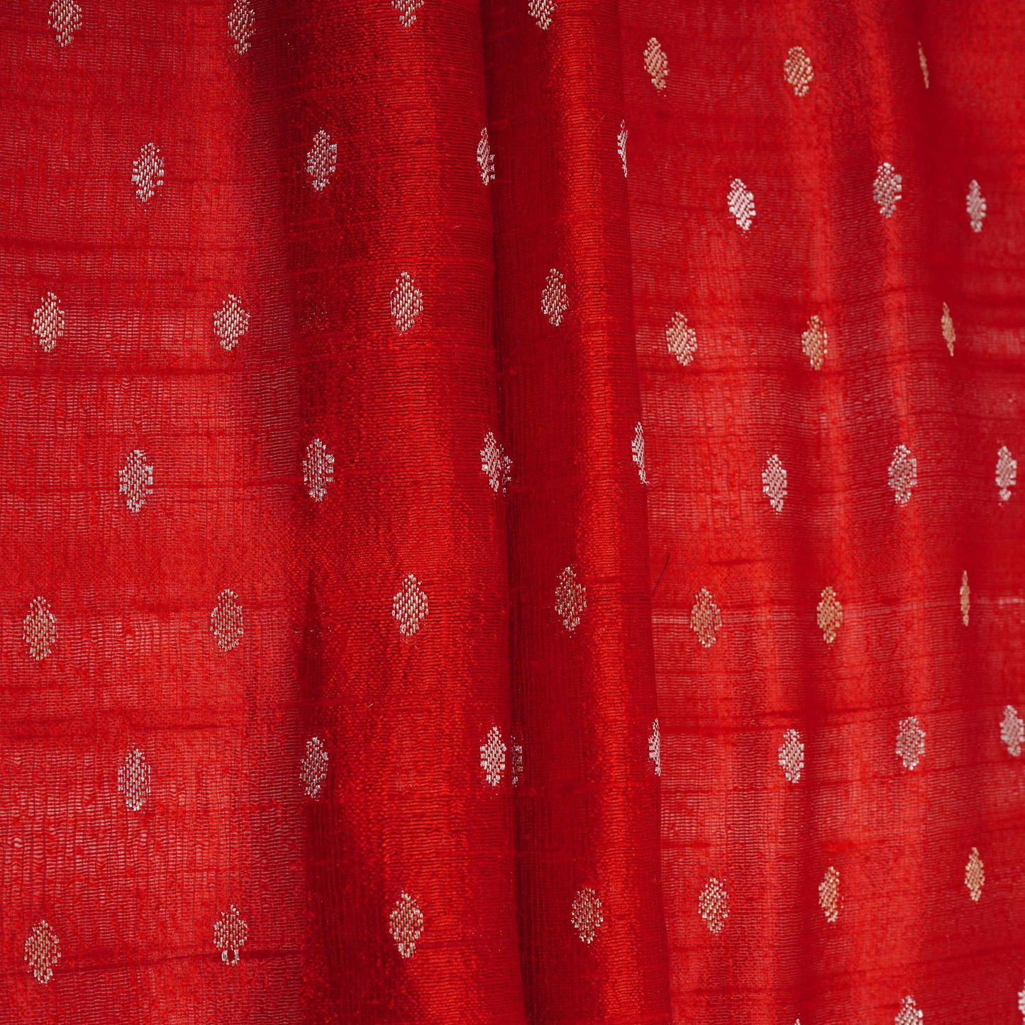 Red Buti With Zari Border Raw Silk Fabric CW-32533