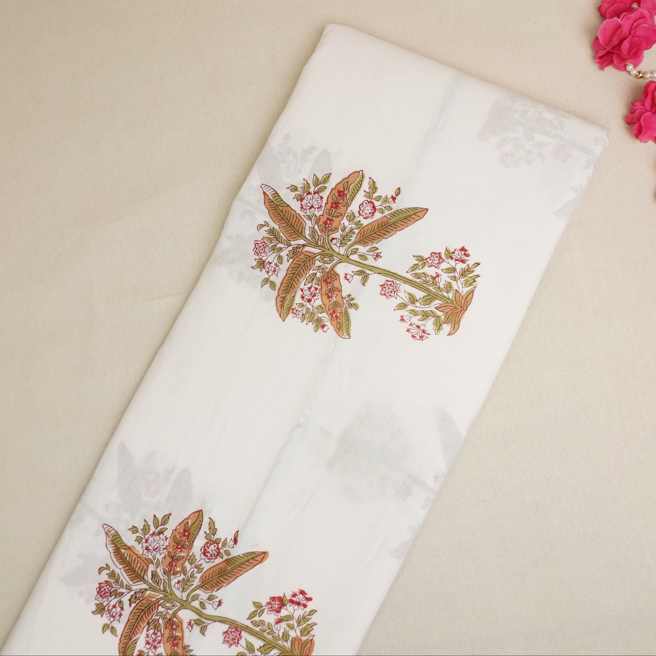 Off White Handblock Print Cotton Fabric DH-29426 - TradeUNO
