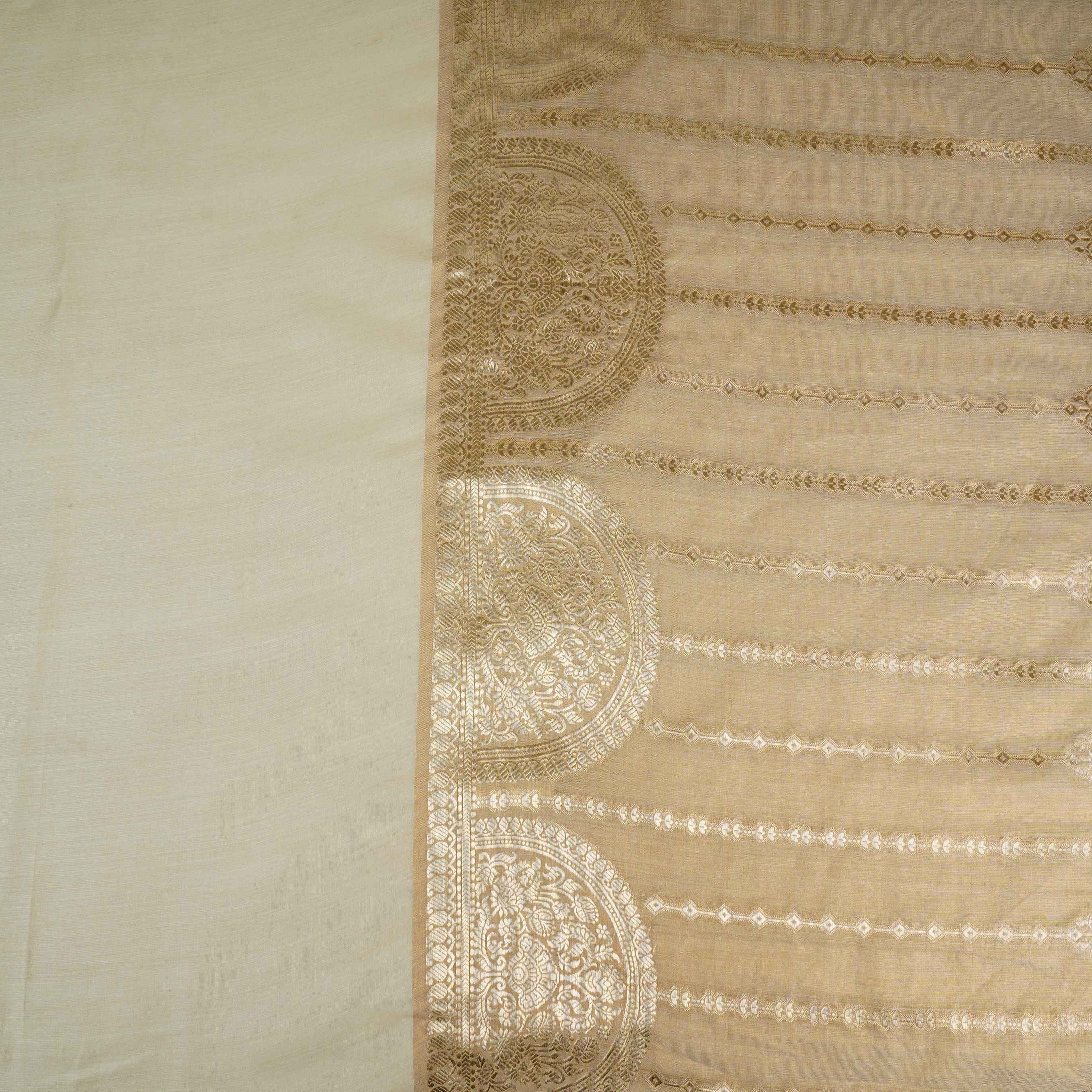 Golden Heavy Zari Border Munga Silk SE-32864