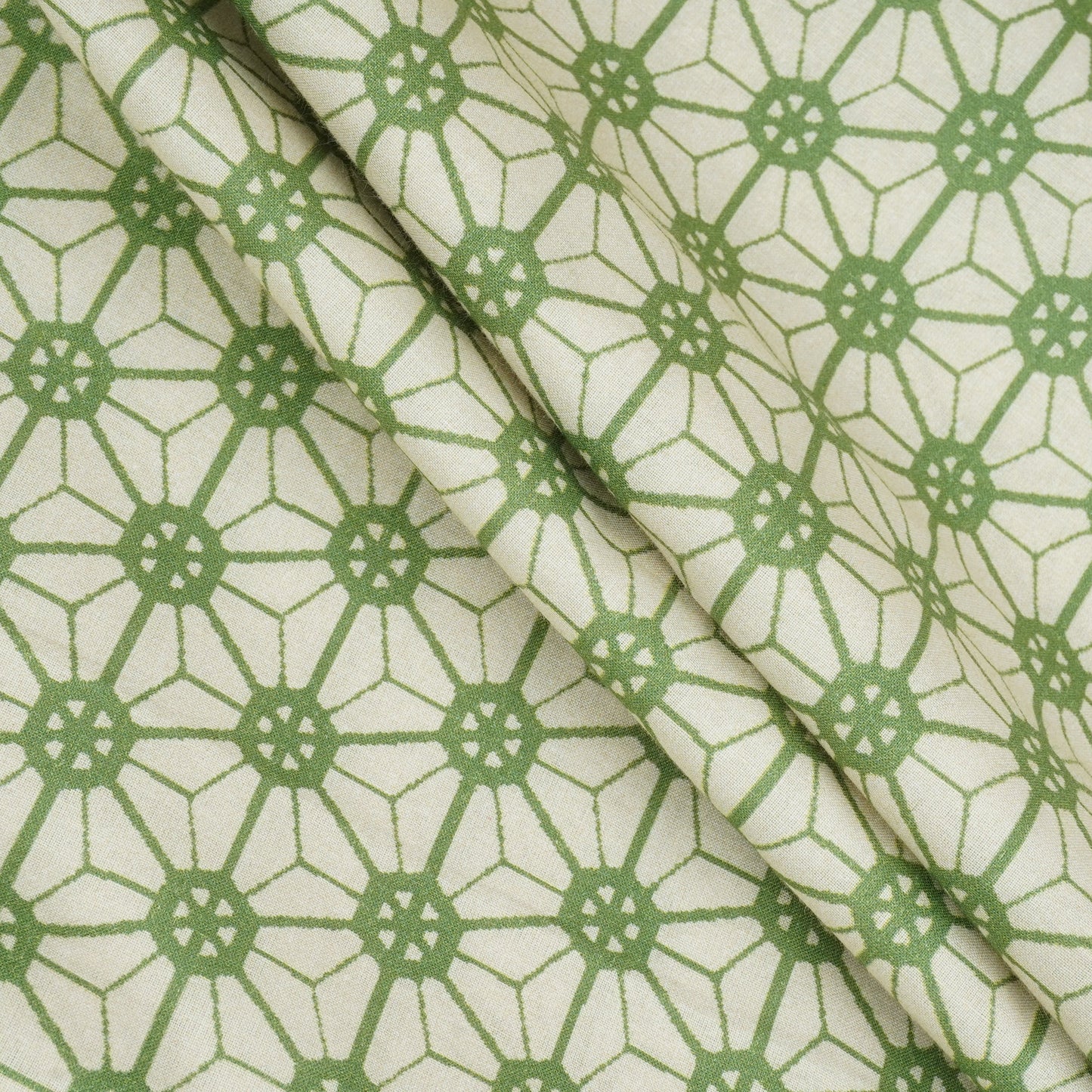 Green Geomatrical Print Cotton Fabric MT-29479