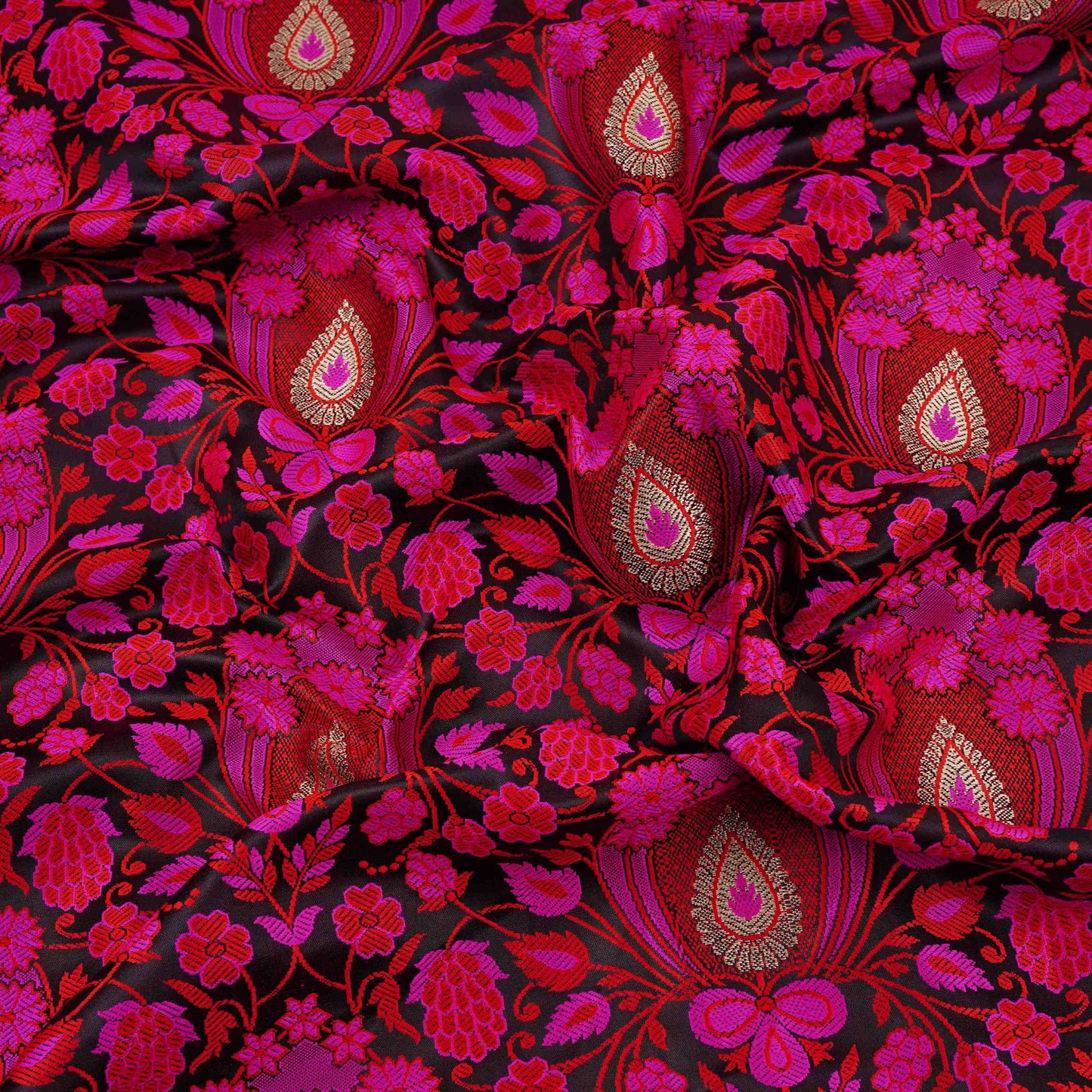Wine Dohri Zari Booti Tanchoi Silk Fabric HMSS-32760