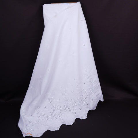 White Dyeable Floral Embroidery Cotton Schiffli Fabric MJF-30601