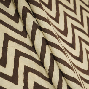 Cream Bagru Print Cotton Fabric NC-29653 - TradeUNO