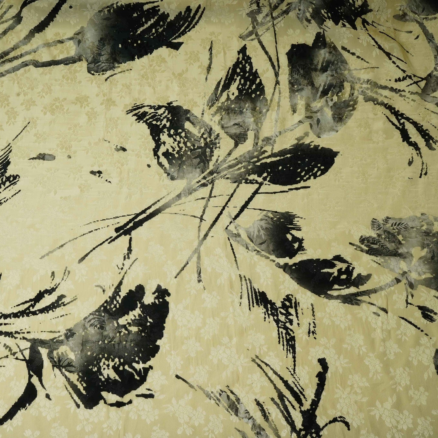 Off White floral Jacquard Pure Crepe Fabric MTFG-31100