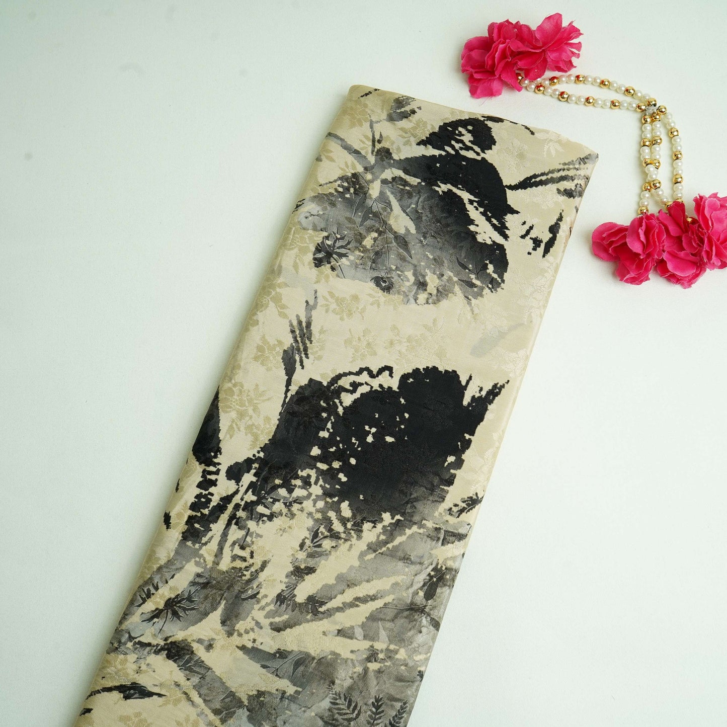 Off White floral Jacquard Pure Crepe Fabric MTFG-31100