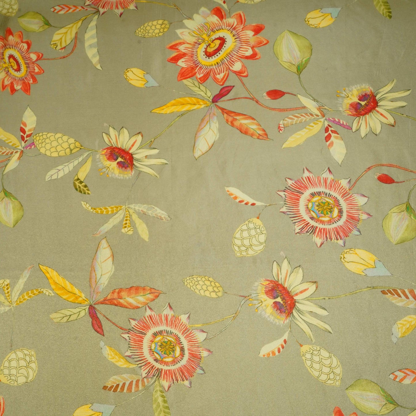 Metallic Silver floral print Tissue Fabric MTFG-31108