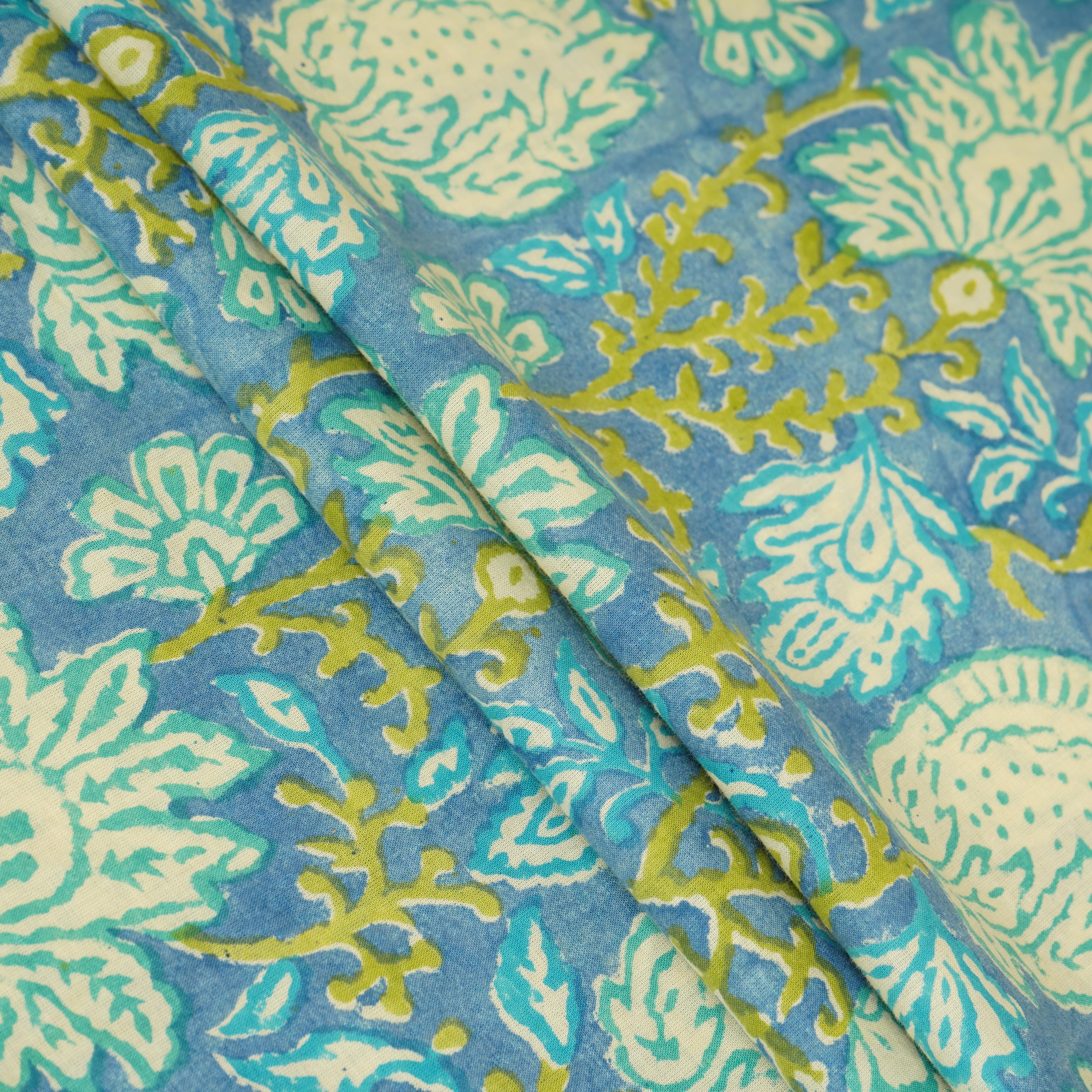 Blue Floral print Cotton Fabric AFI-29602 - TradeUNO