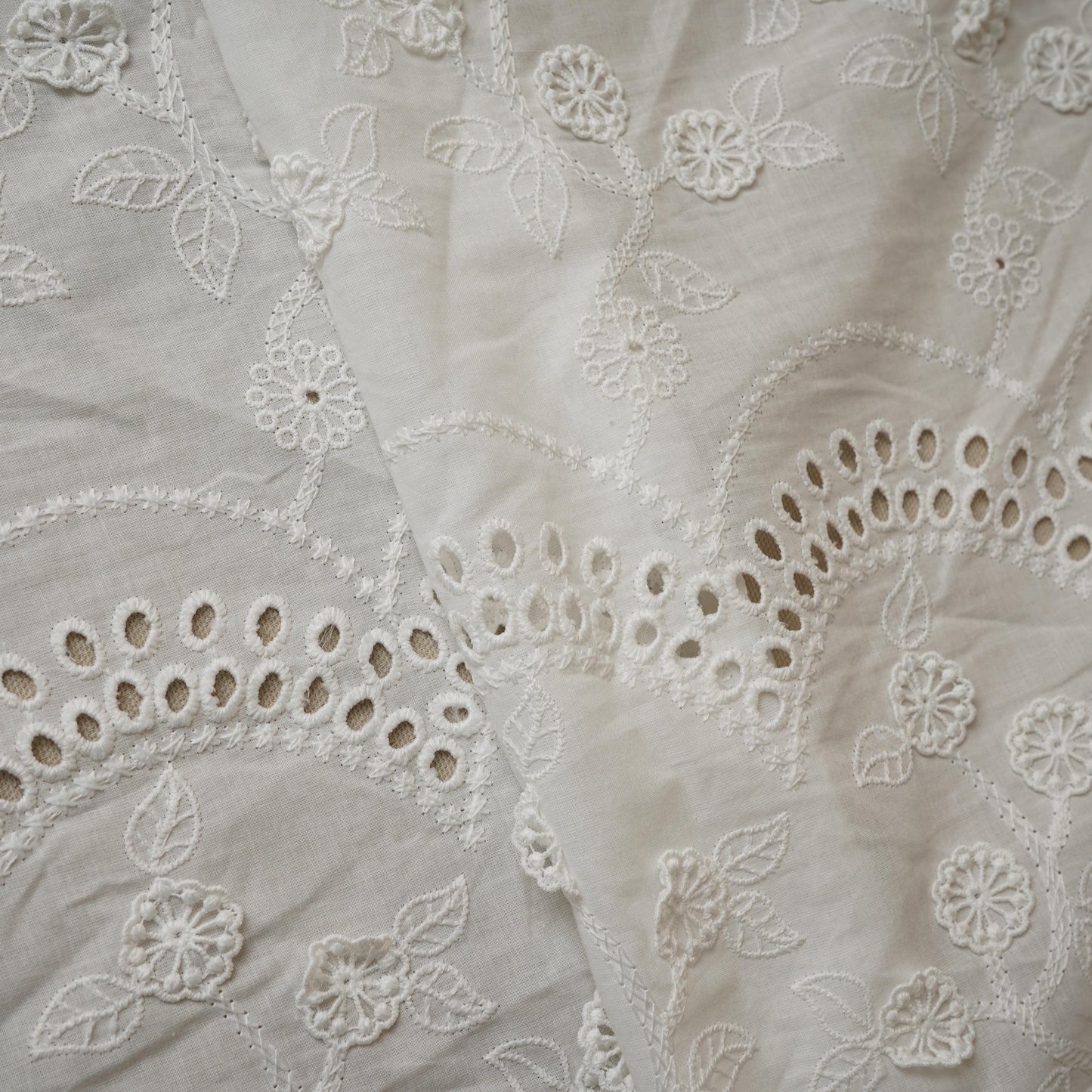 White Dyeable Schiffli embroidery Cotton Fabric AF-29687