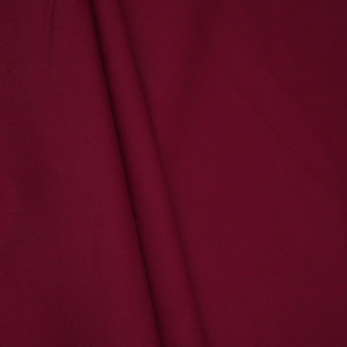 Wine Solid Lizzy Bizzy Fabric RTL-31252 - TradeUNO
