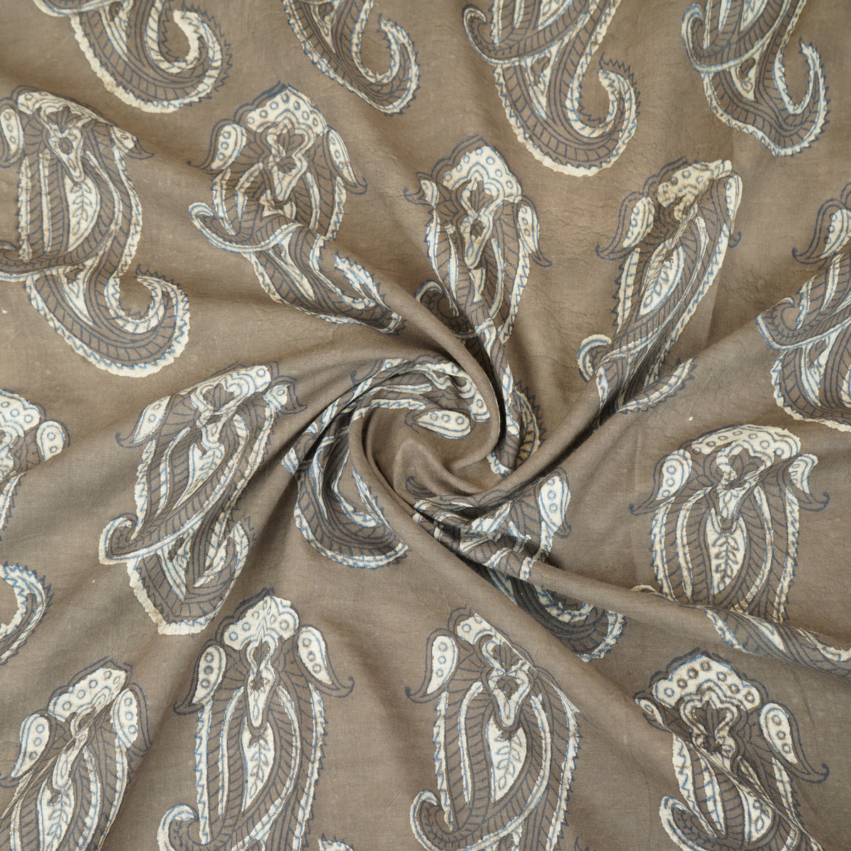 Brown Paisley Print Cotton Fabric CH-29765 - TradeUNO