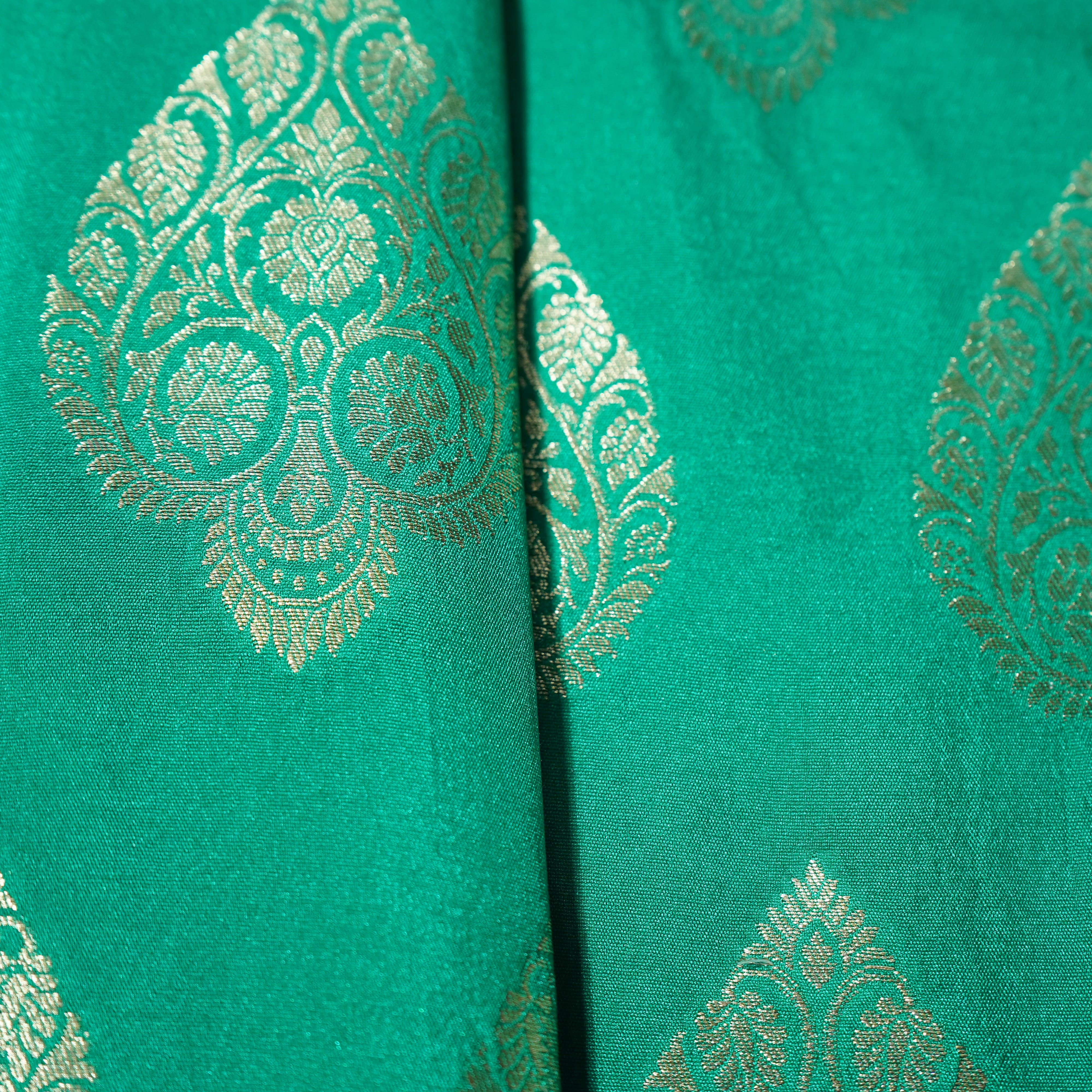 Green Golden Zari Kattan Silk Fabric 21874