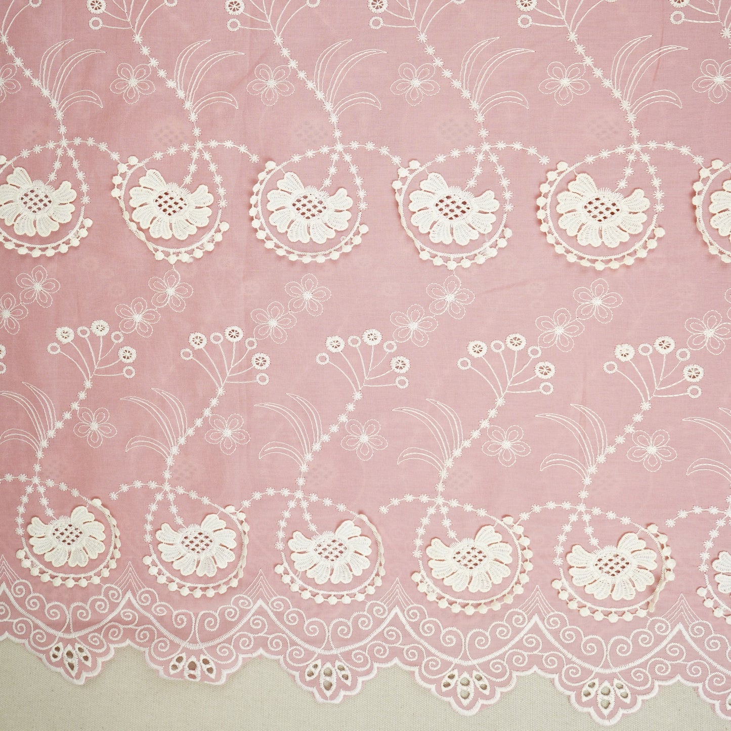 Pink Floral 3D Schiffli Embroidery Cotton Schiffli Fabric AF-30094