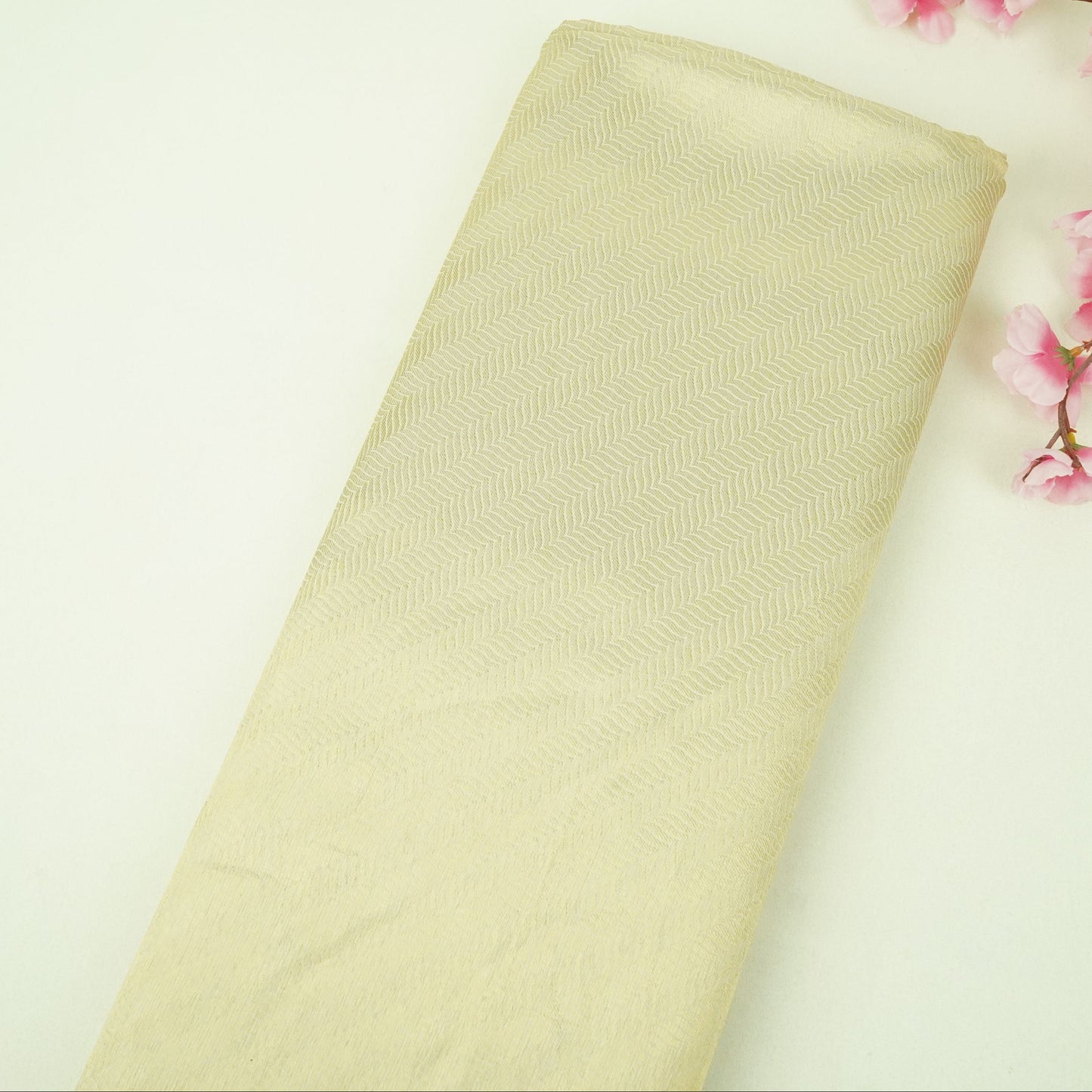 Golden Abstract weave Tenchui Silk Fabric MTI-31648
