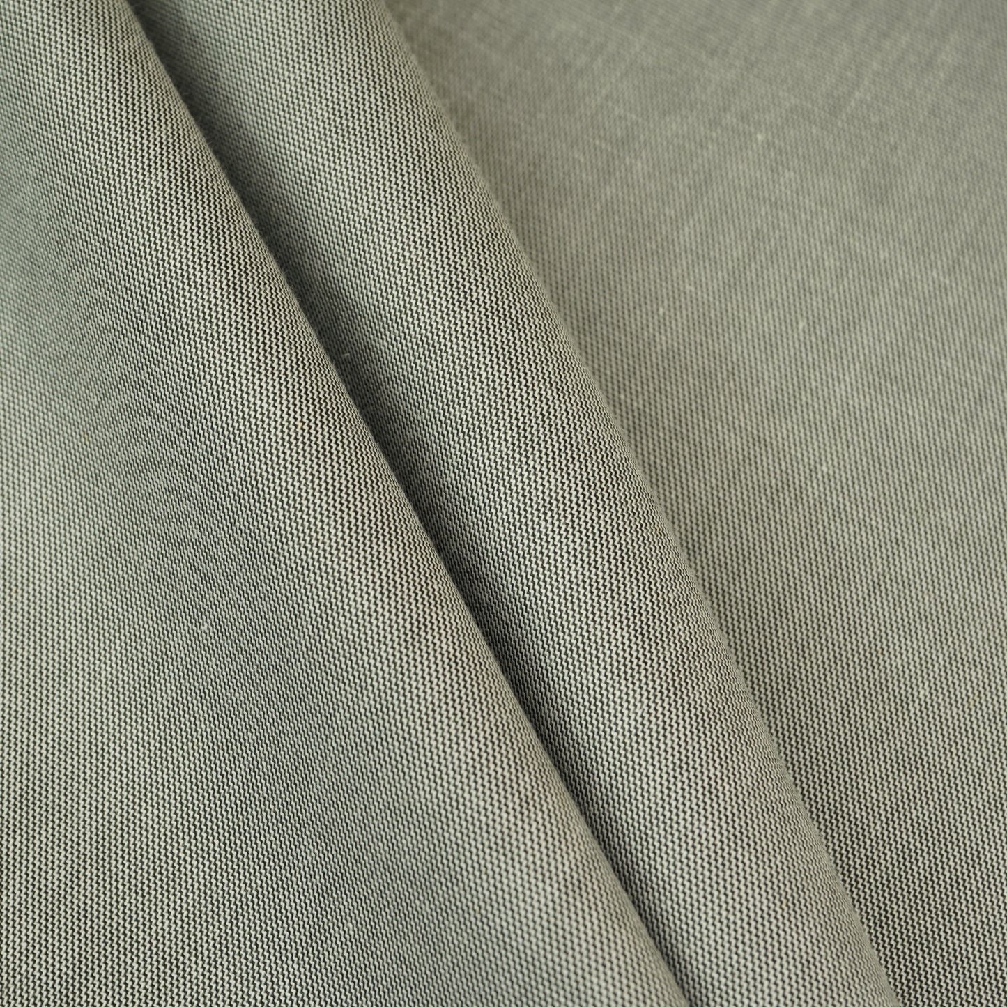Dark Grey Solid Oxford Cotton Fabric MFM-30143