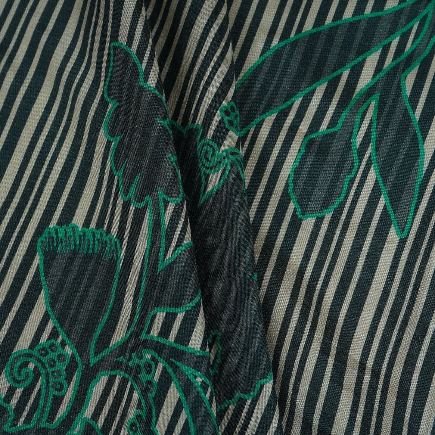 Green & Black Floral Print Muslin Fabric MF-30193