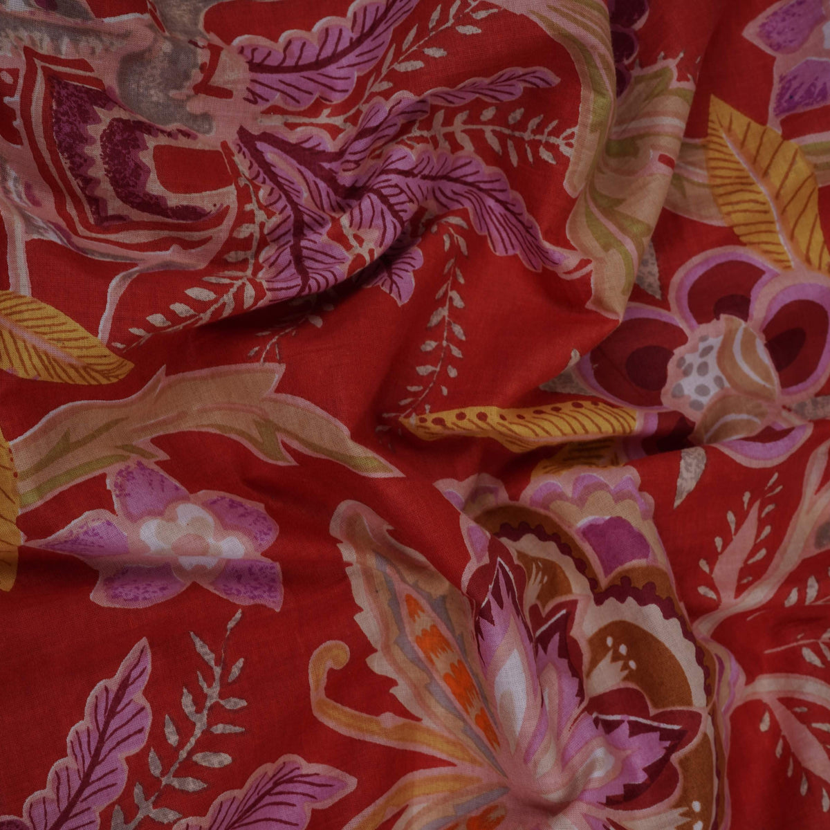 Red Floral & Tropical Print Cotton Fabric MFL-23644 – image 3 of 4