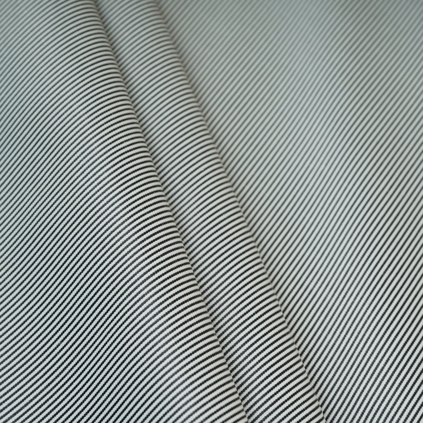 Black & White Stripes Print Poplin Fabric MFM-30113