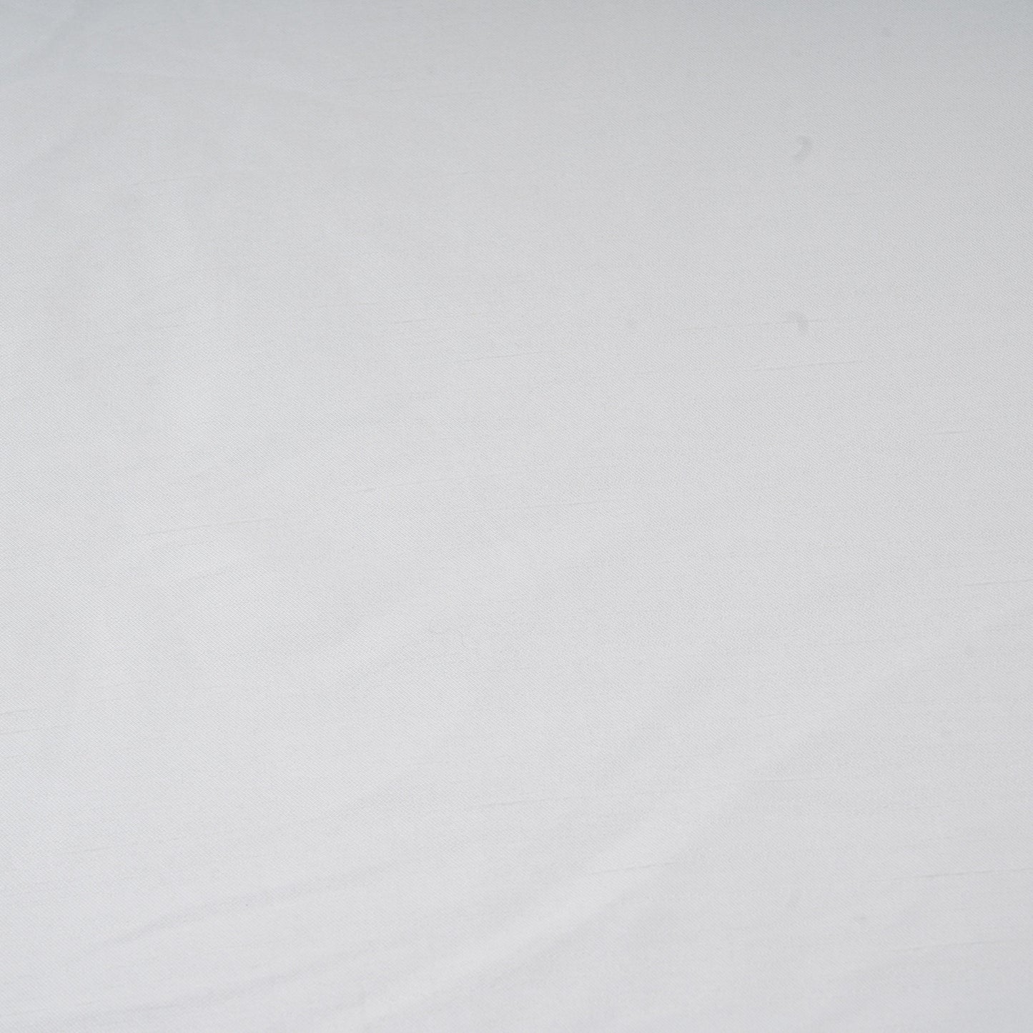 White Polyster Woven Fabric 1696