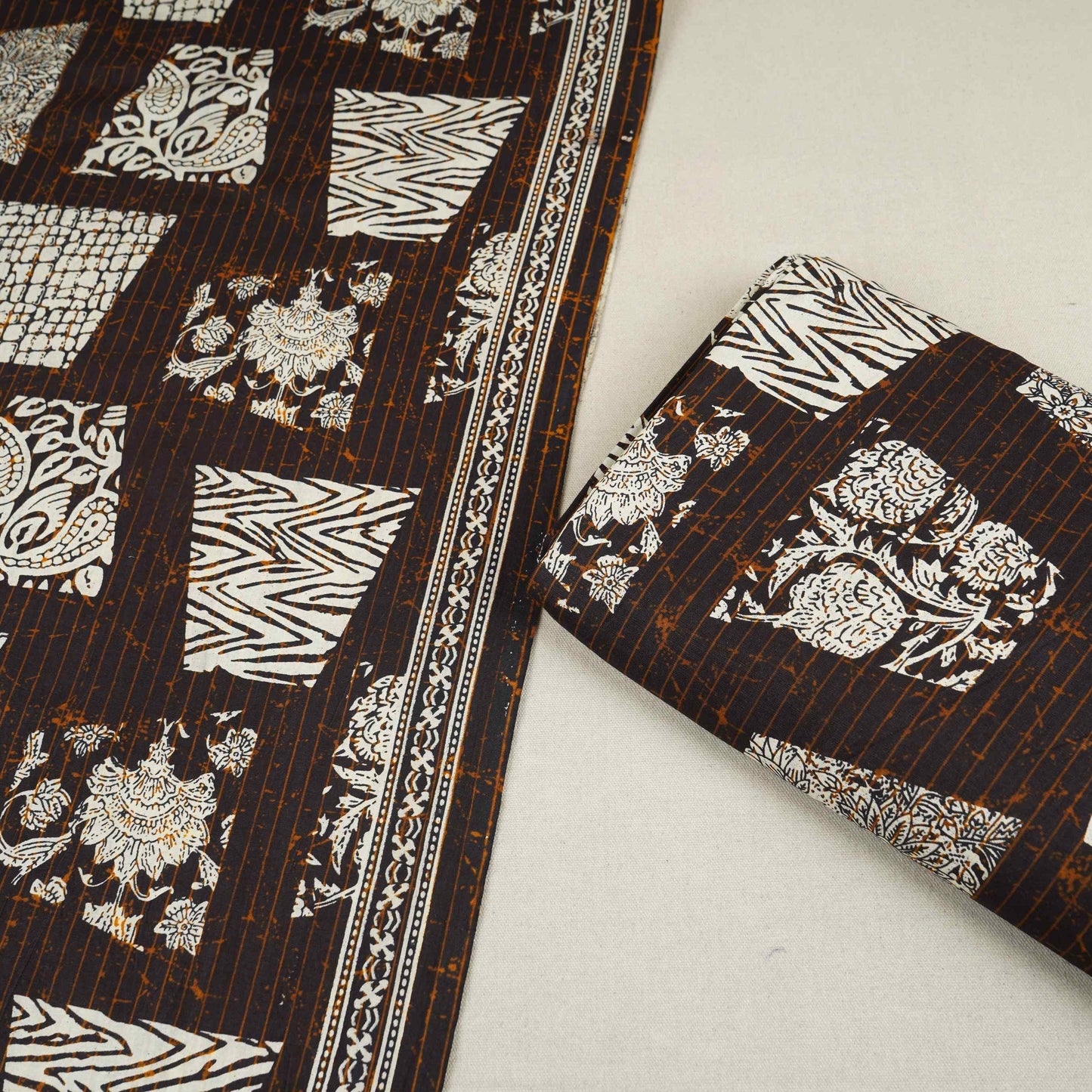 Black & White Batik Print Cotton Fabric OG-30318