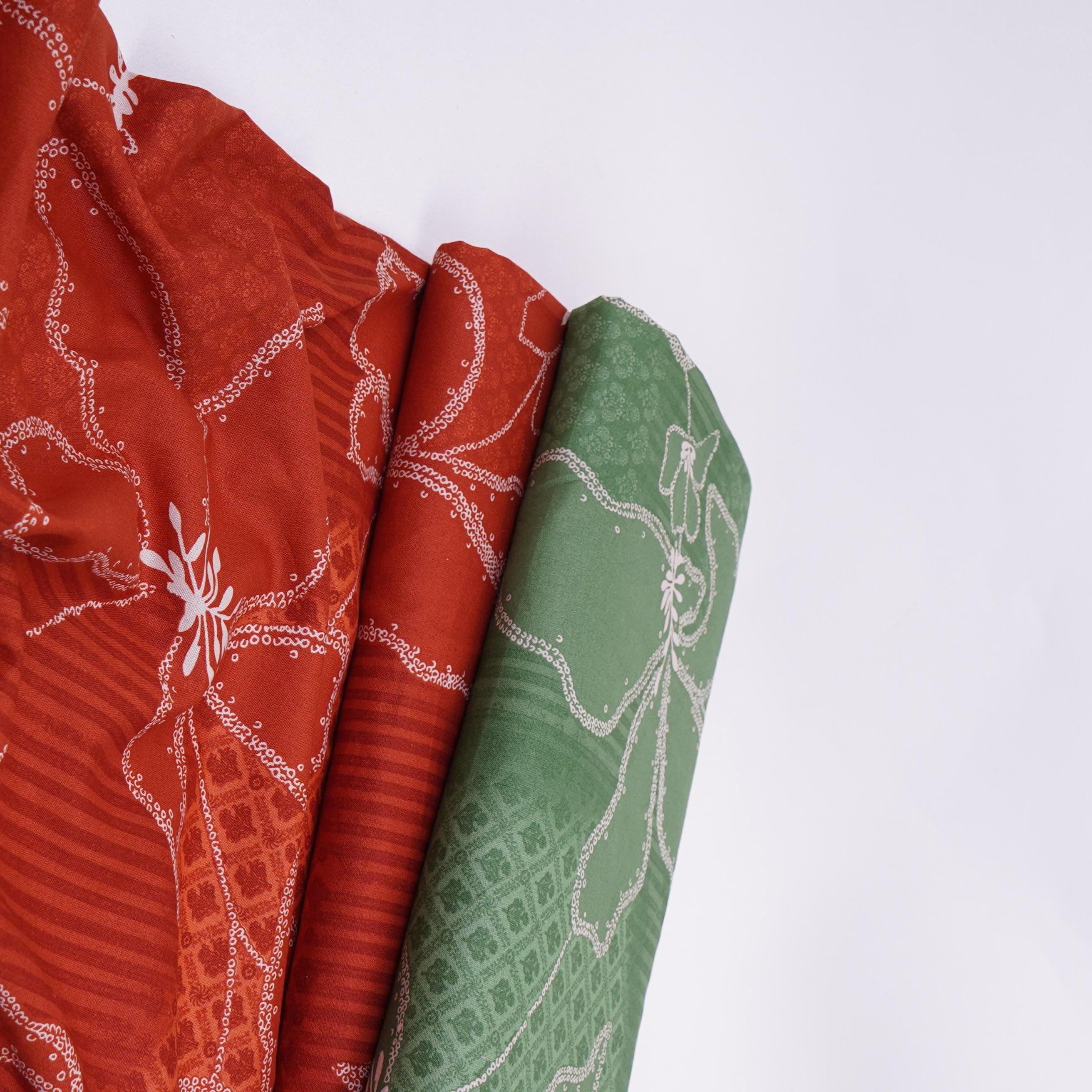 Green Floral Stripes Print Cotton Fabric DE-32294 - TradeUNO