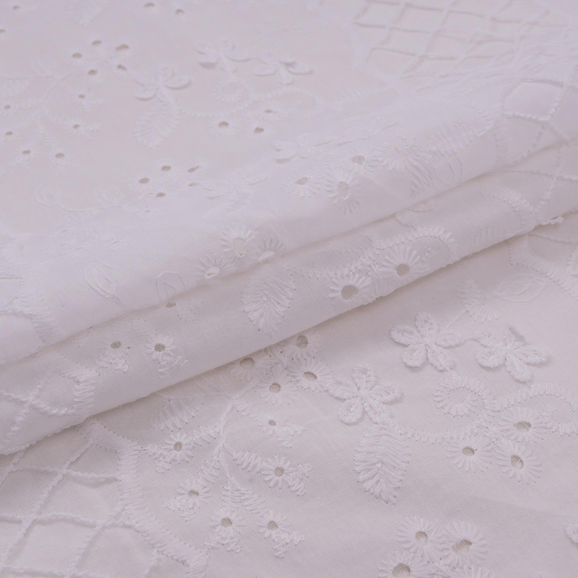 White Dyeable 3D Floral With Border Embroidery Cotton Tencel Schiffli Fabric LI-32340 - TradeUNO