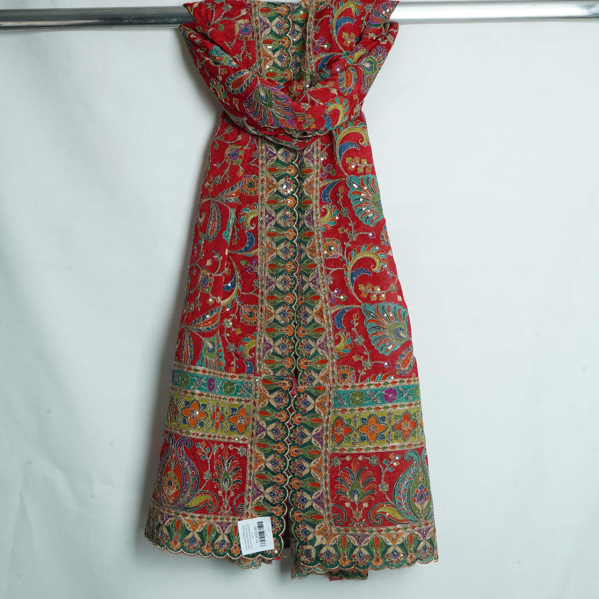 Red Position Multicolor Floral Zari Embroidery Pure Chinon Dupatta GT-34132 – image 3 of 3