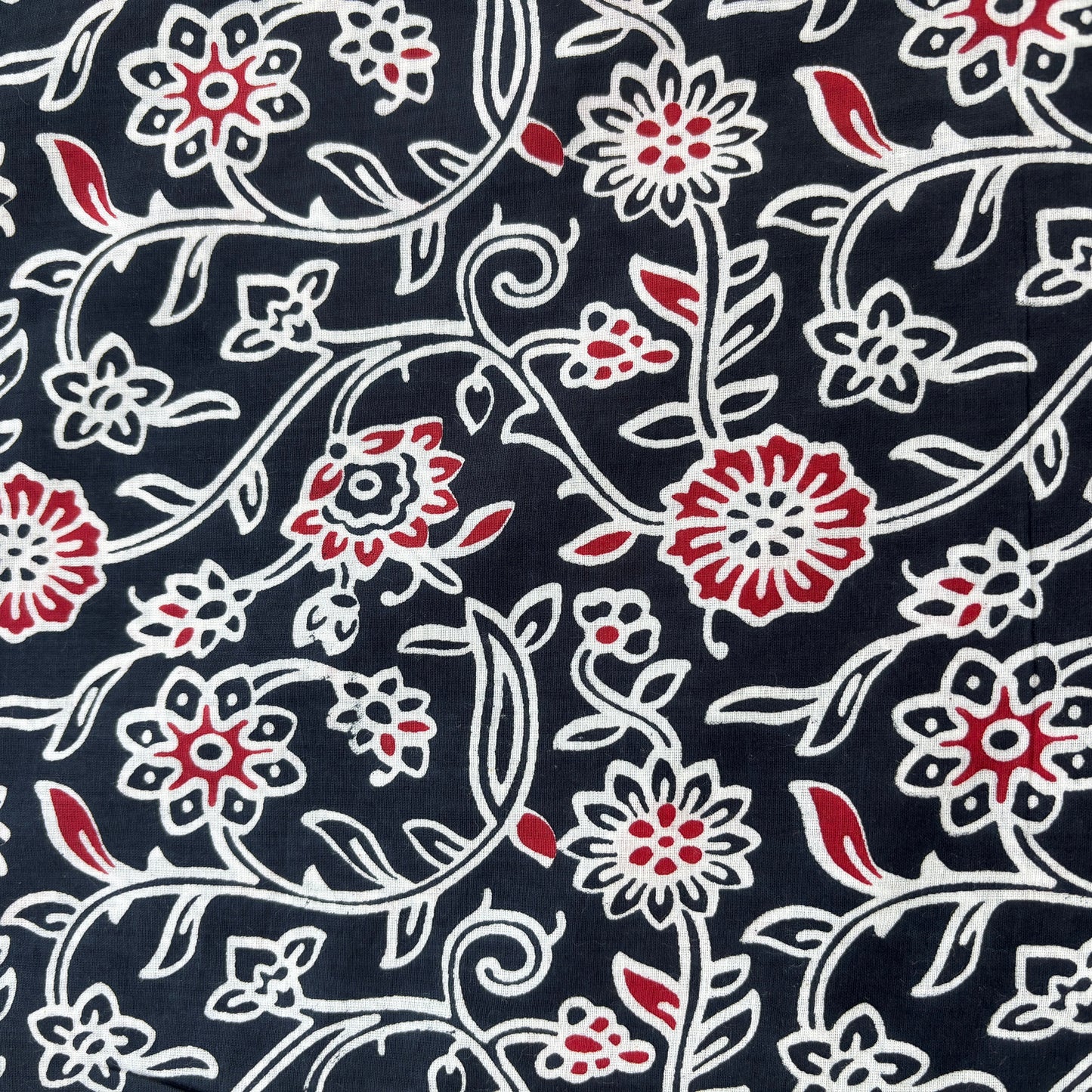 Black Red Floral Print Cotton Fabric 16112