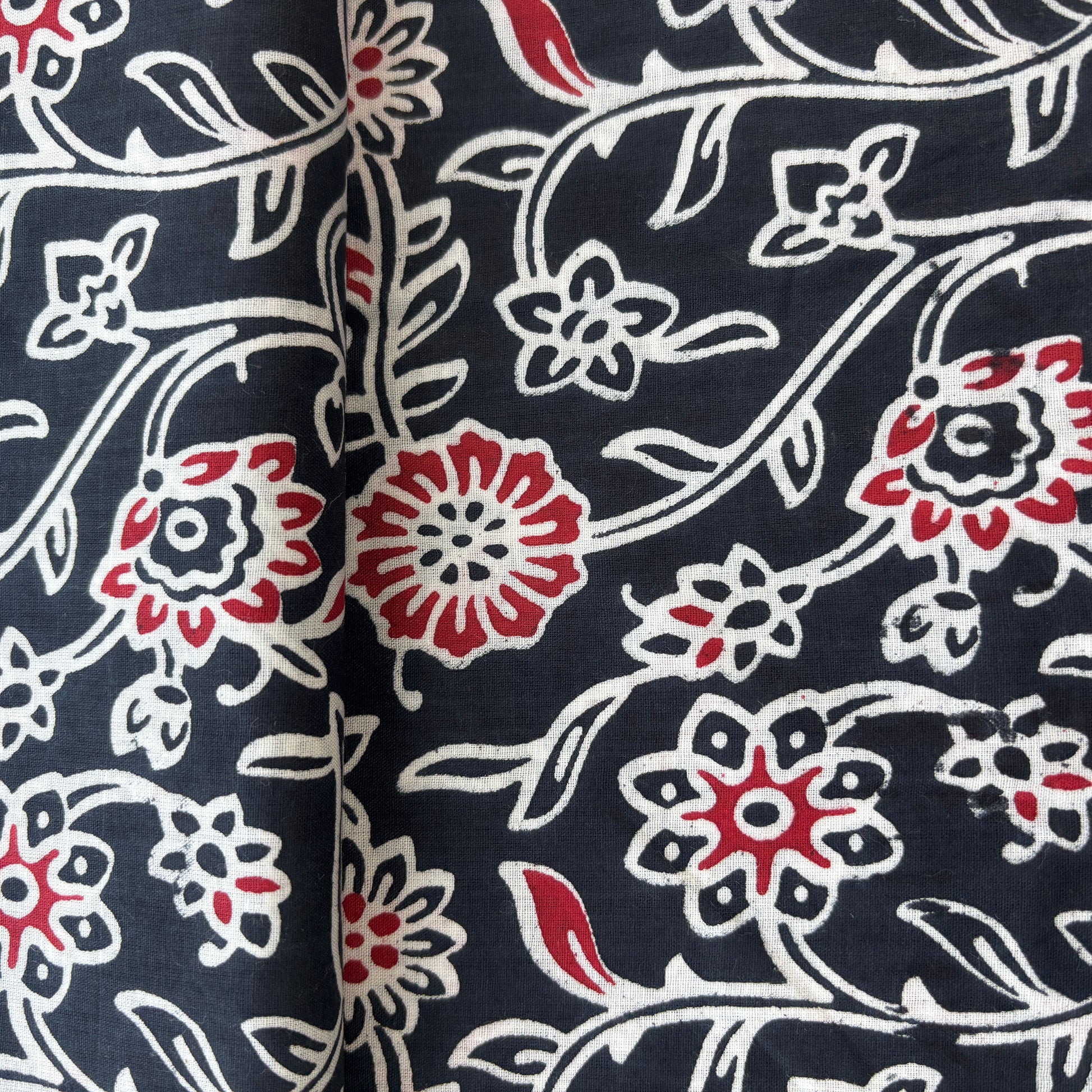 Black Red Floral Print Cotton Fabric 16112