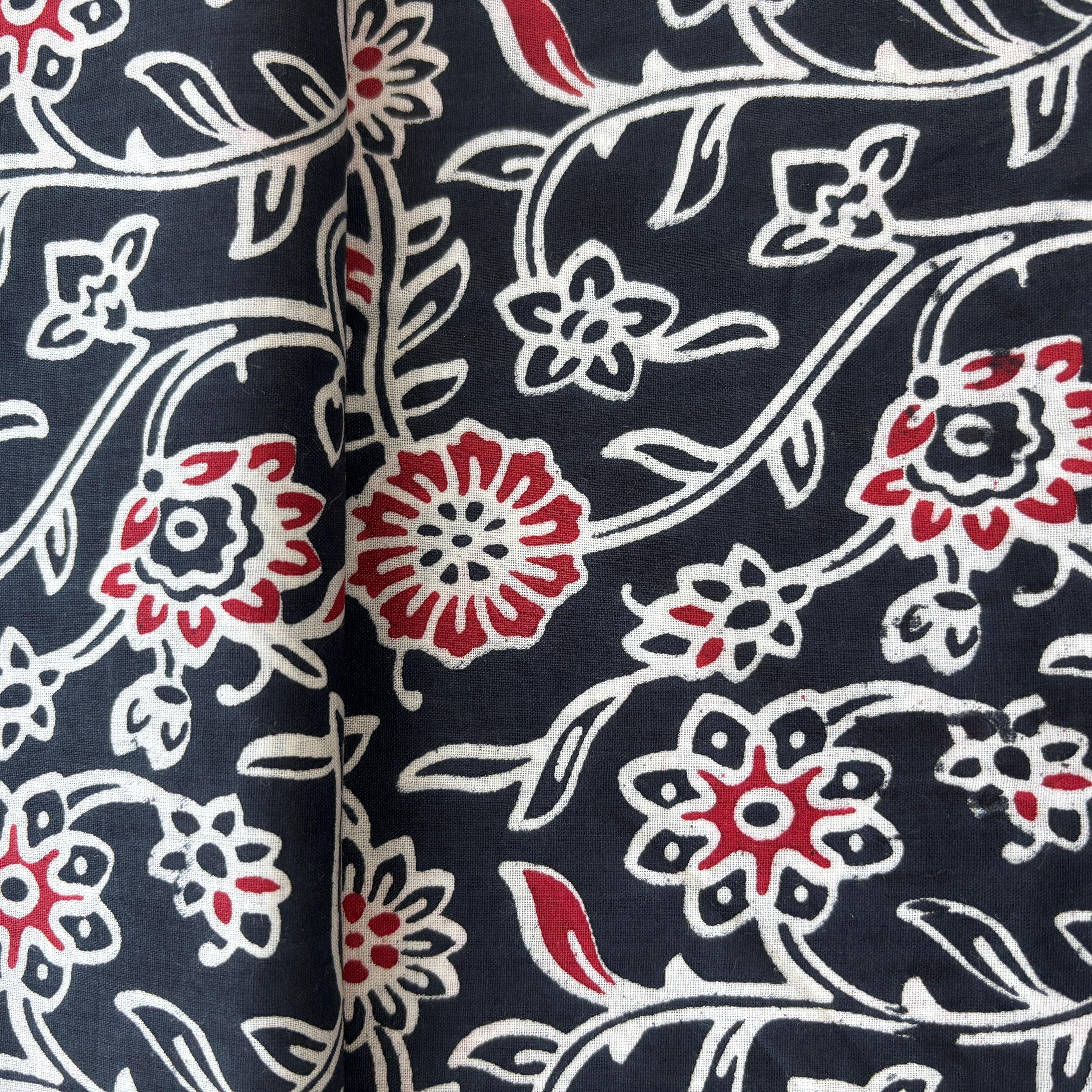 Black Red Floral Print Cotton Fabric 16112