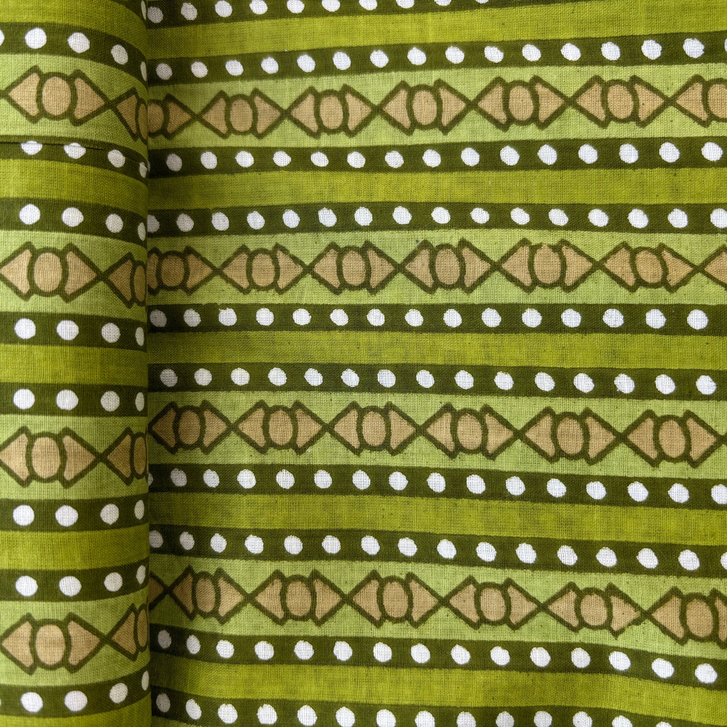 Green Floral Stripes Print Cotton Fabric 16116
