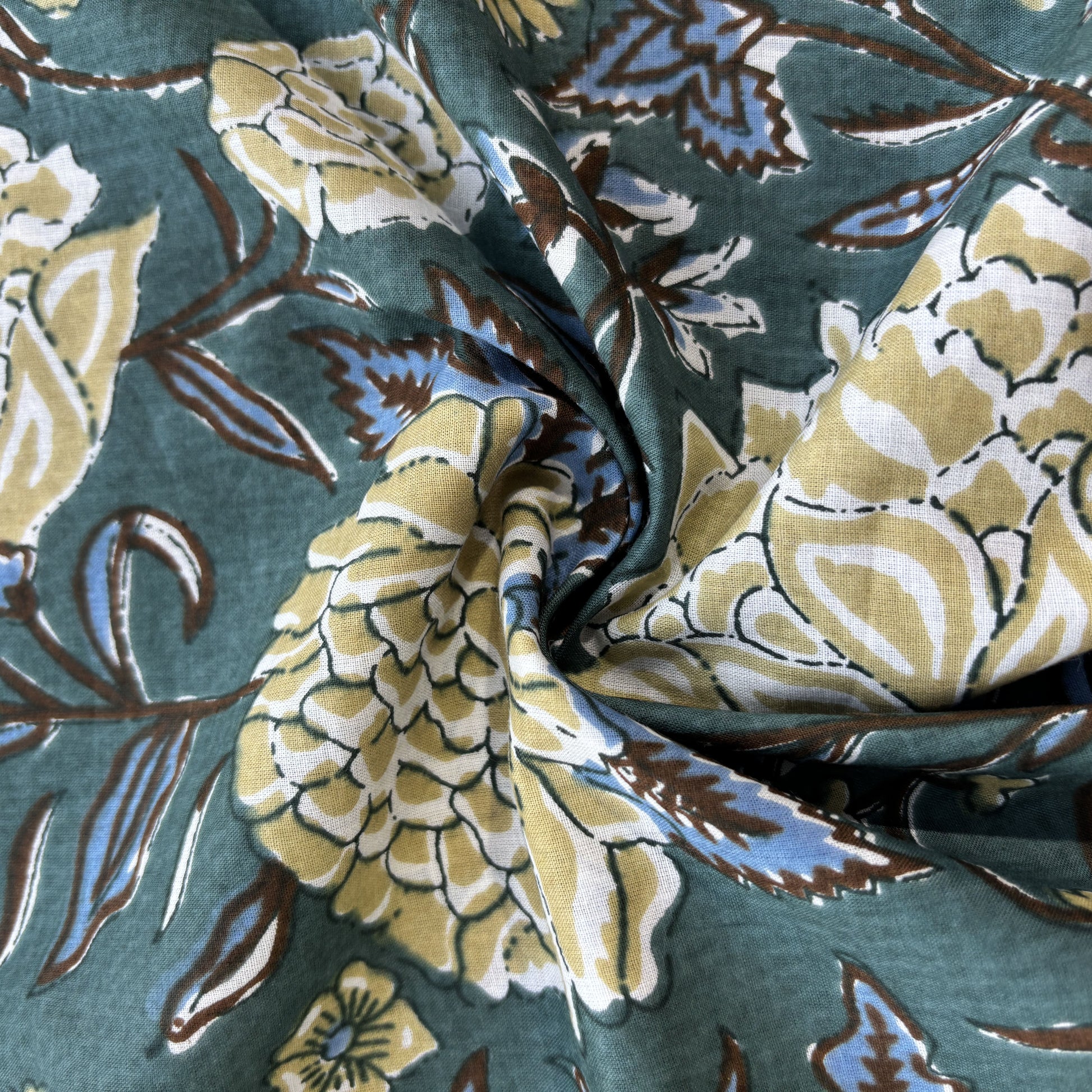 Green Floral Tropical Print Cotton Fabric 16227