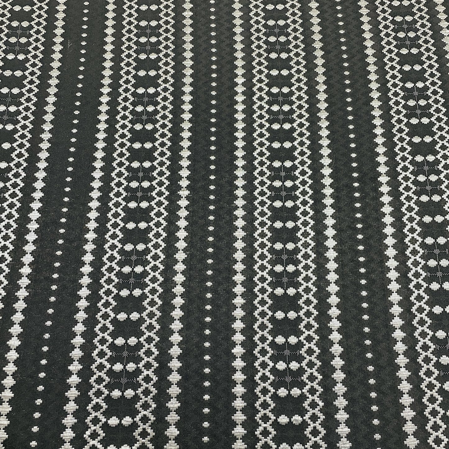 Black & White Geometrical Tapestry Fabric - TradeUNO
