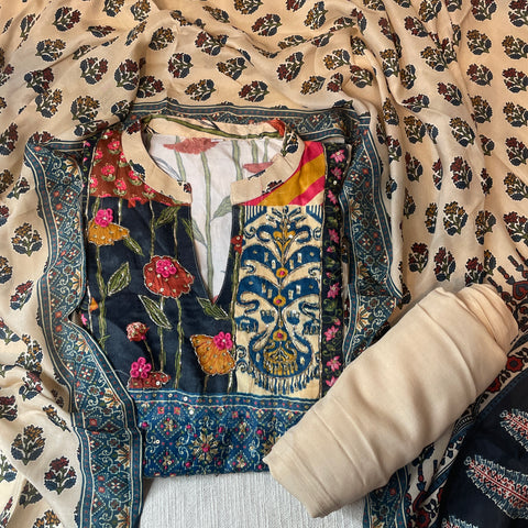 Exclusive Suit Set With Dupatta (Top-Gaji silk, Bottom-Muslin, Dupatta) Creame Multicolor Floral Print Fabric