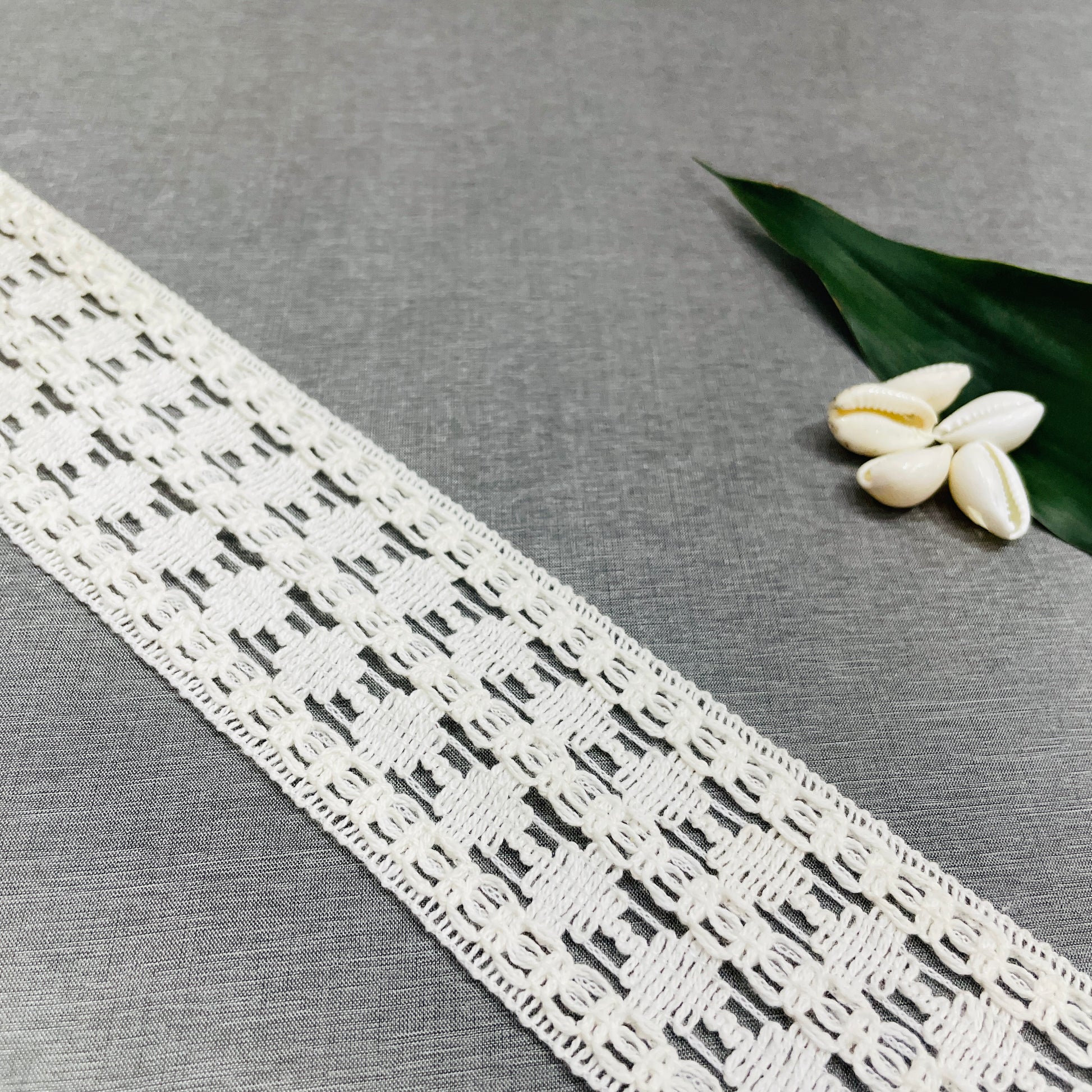 Off White Cotton Lace - TradeUNO