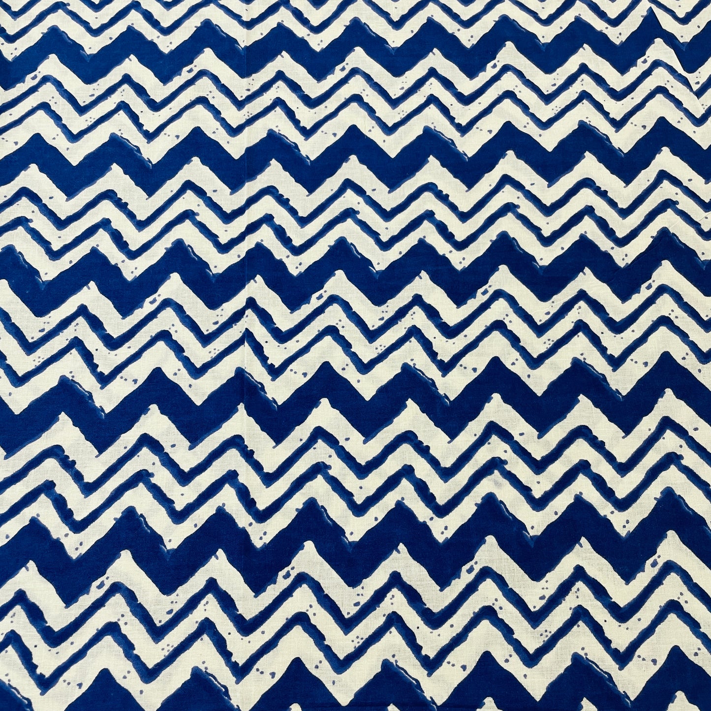 Blue & White Chevron Print Cotton Fabric - TradeUNO