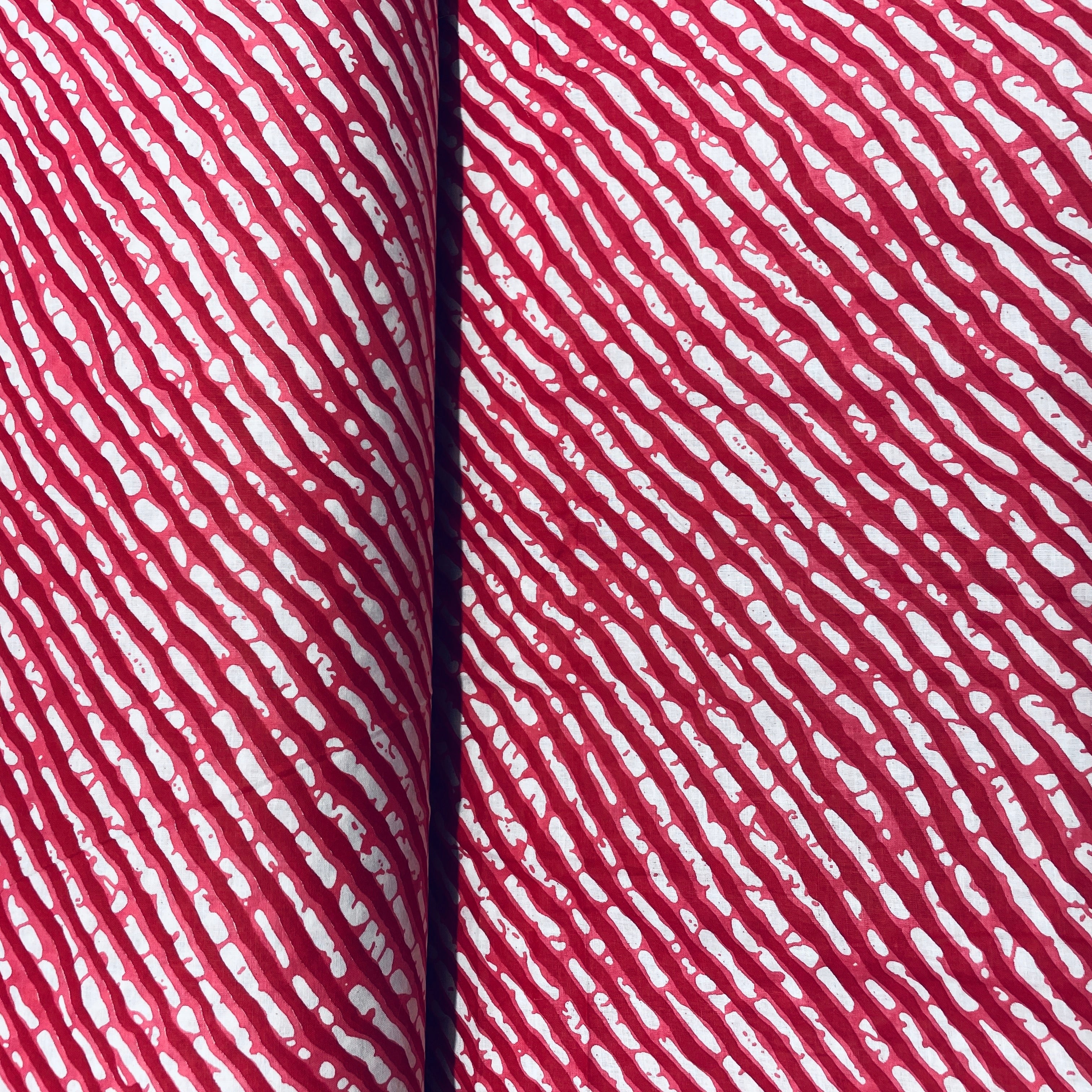 White & Red Lehriya Print Cotton Fabric - TradeUNO