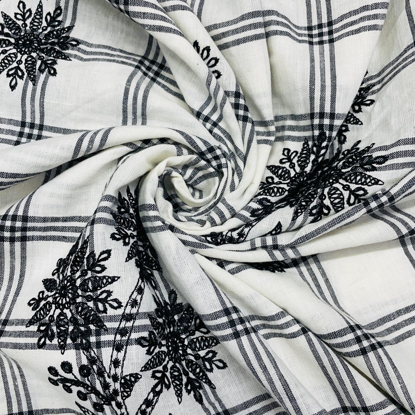 White & Black Check & Floral Sequence Thread Embroidery PF-9291 - TradeUNO