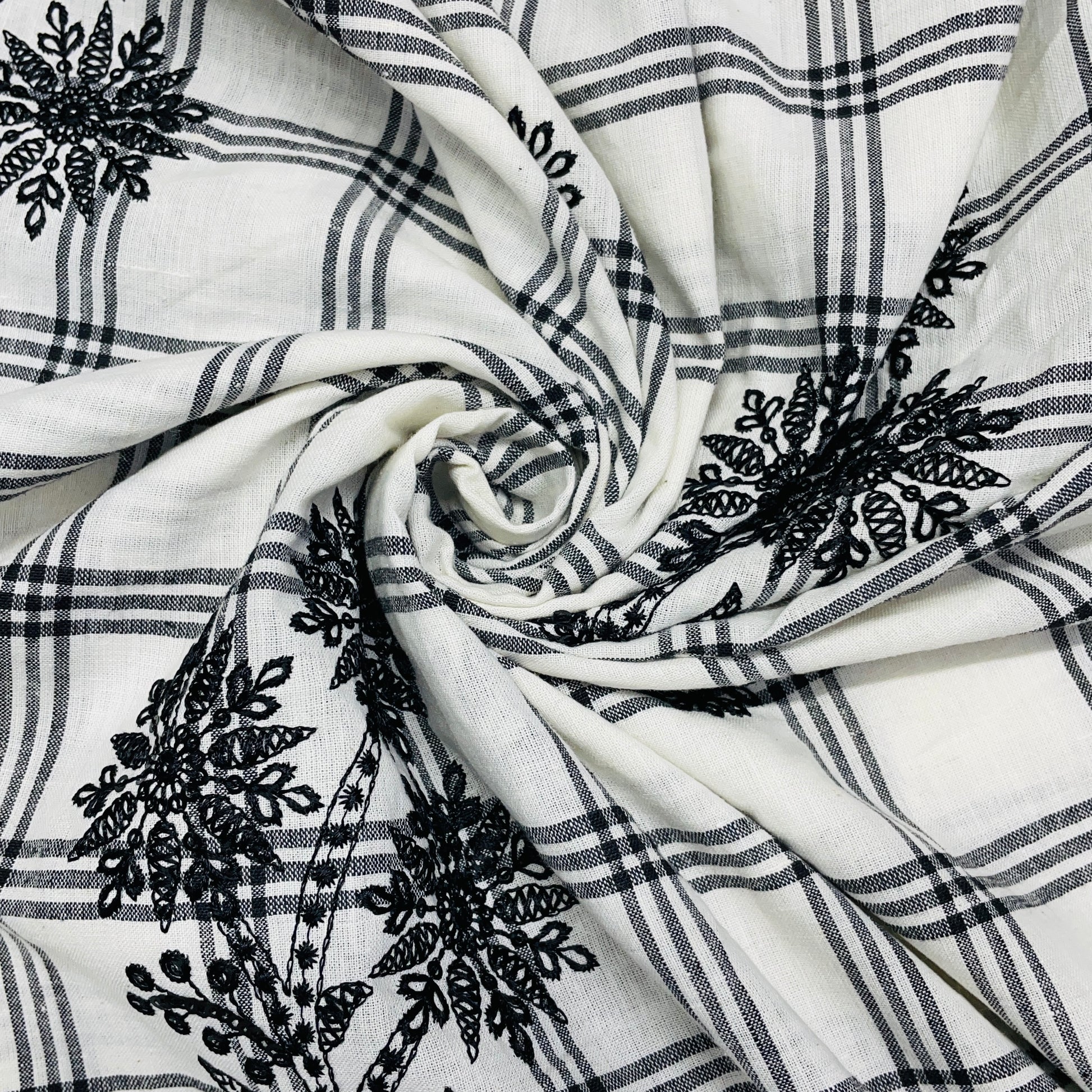 White & Black Check & Floral Sequence Thread Embroidery PF-9291 - TradeUNO
