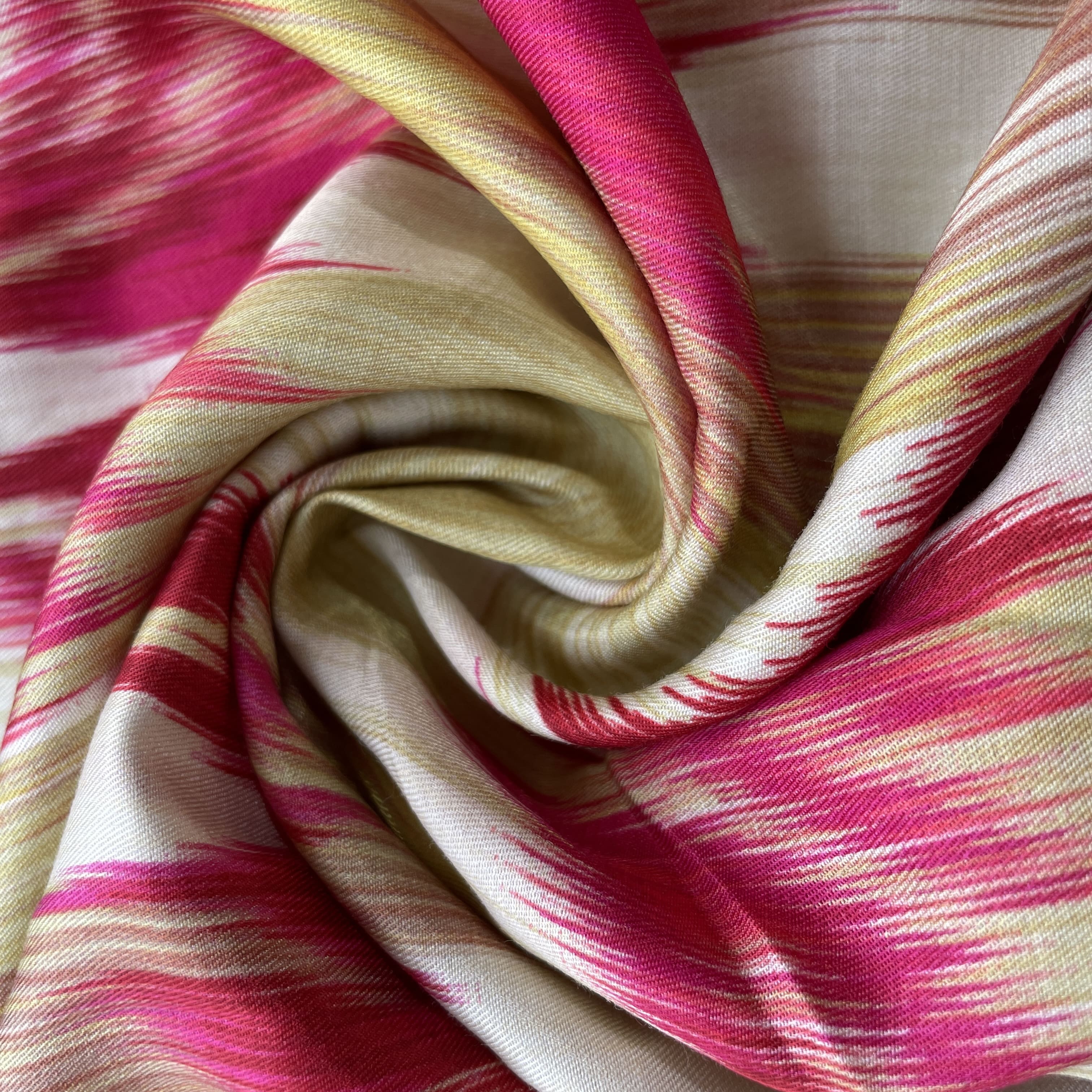 Cream Pink Ikkat Print Bemberg Gajji Silk Fabric 15552